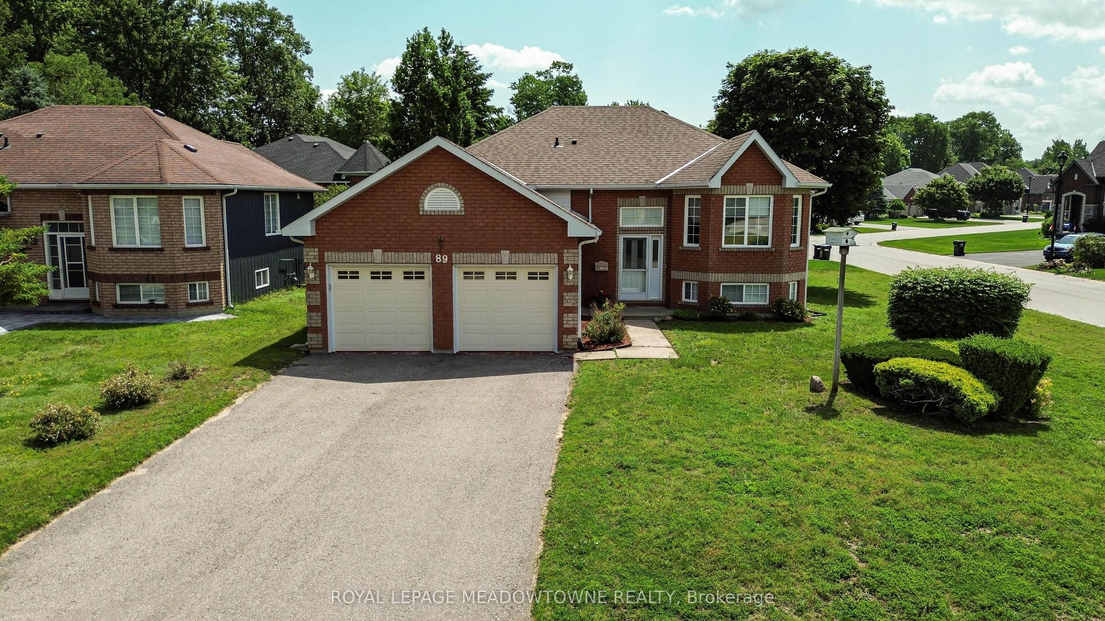 89 Royal Beech Drive