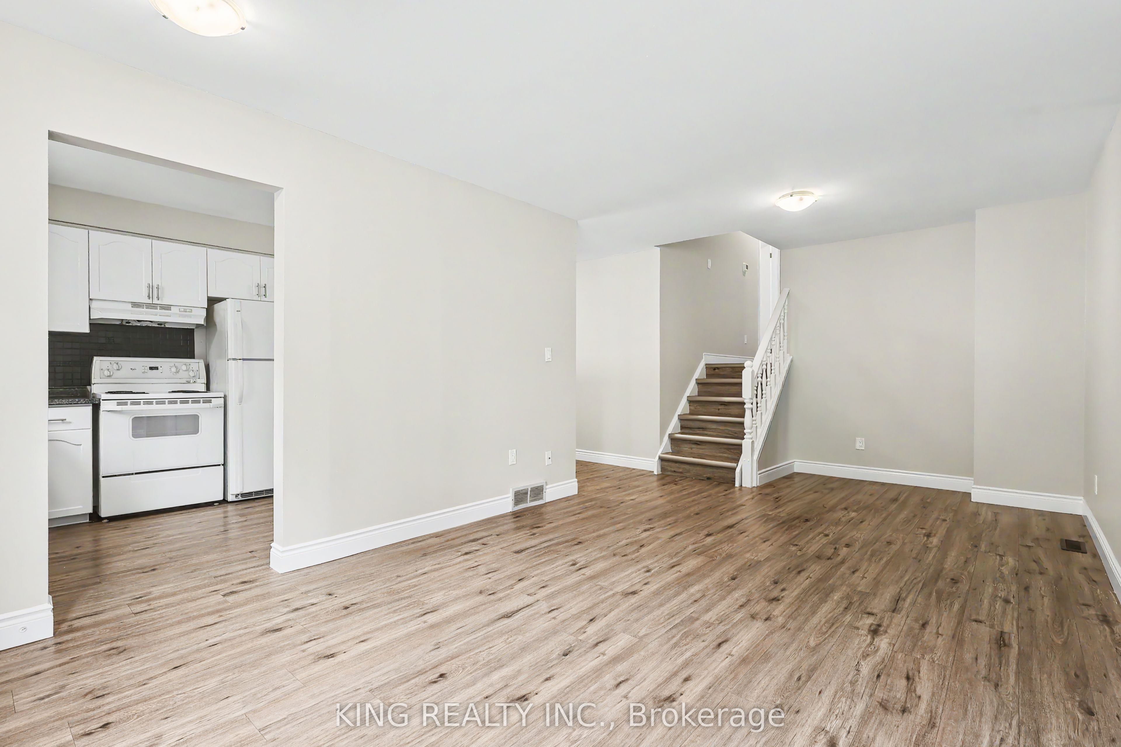 287 PORTSMOUTH Crescent E
