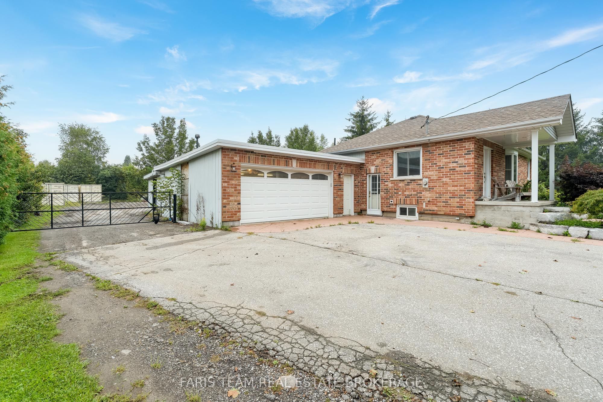 2656 Rundle Road