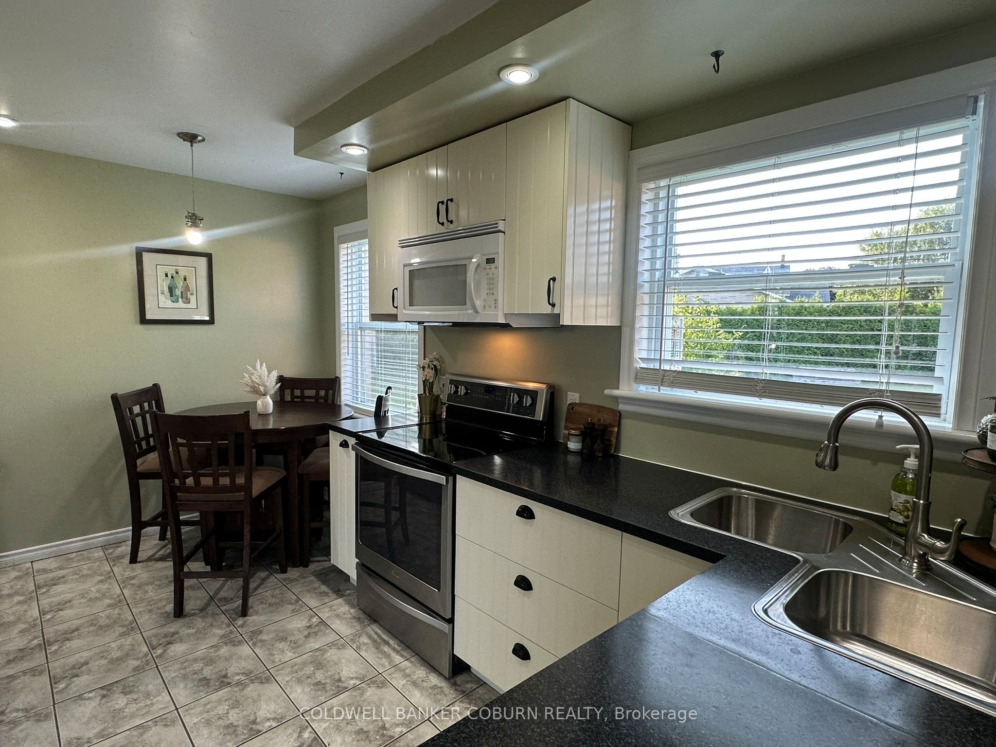25-27 Casselman Road