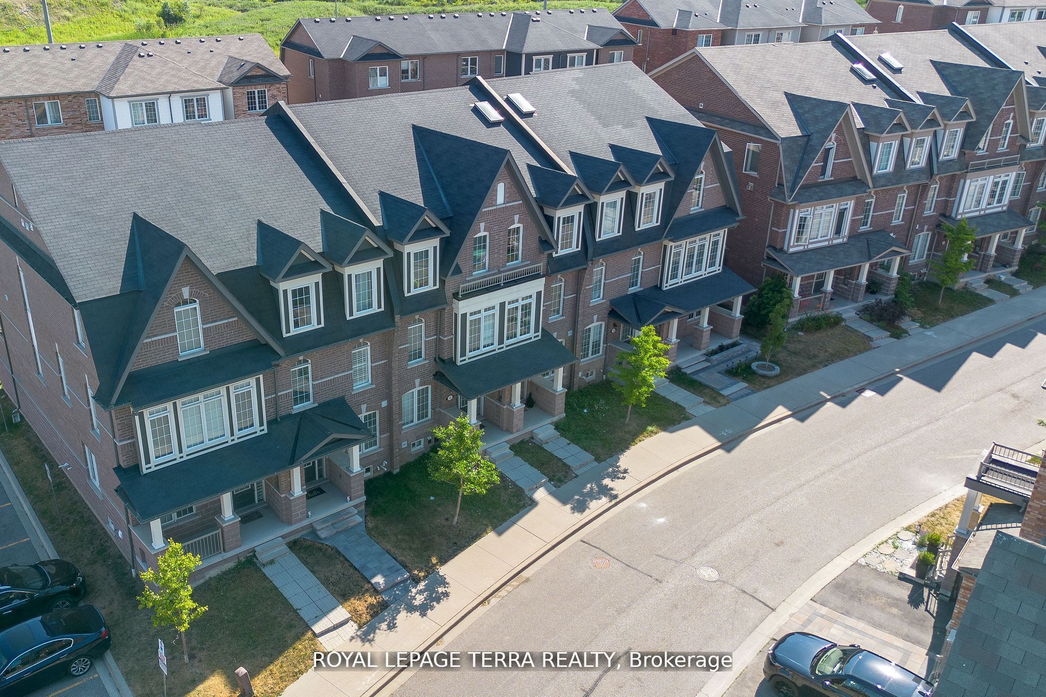 8 Graywardine Lane