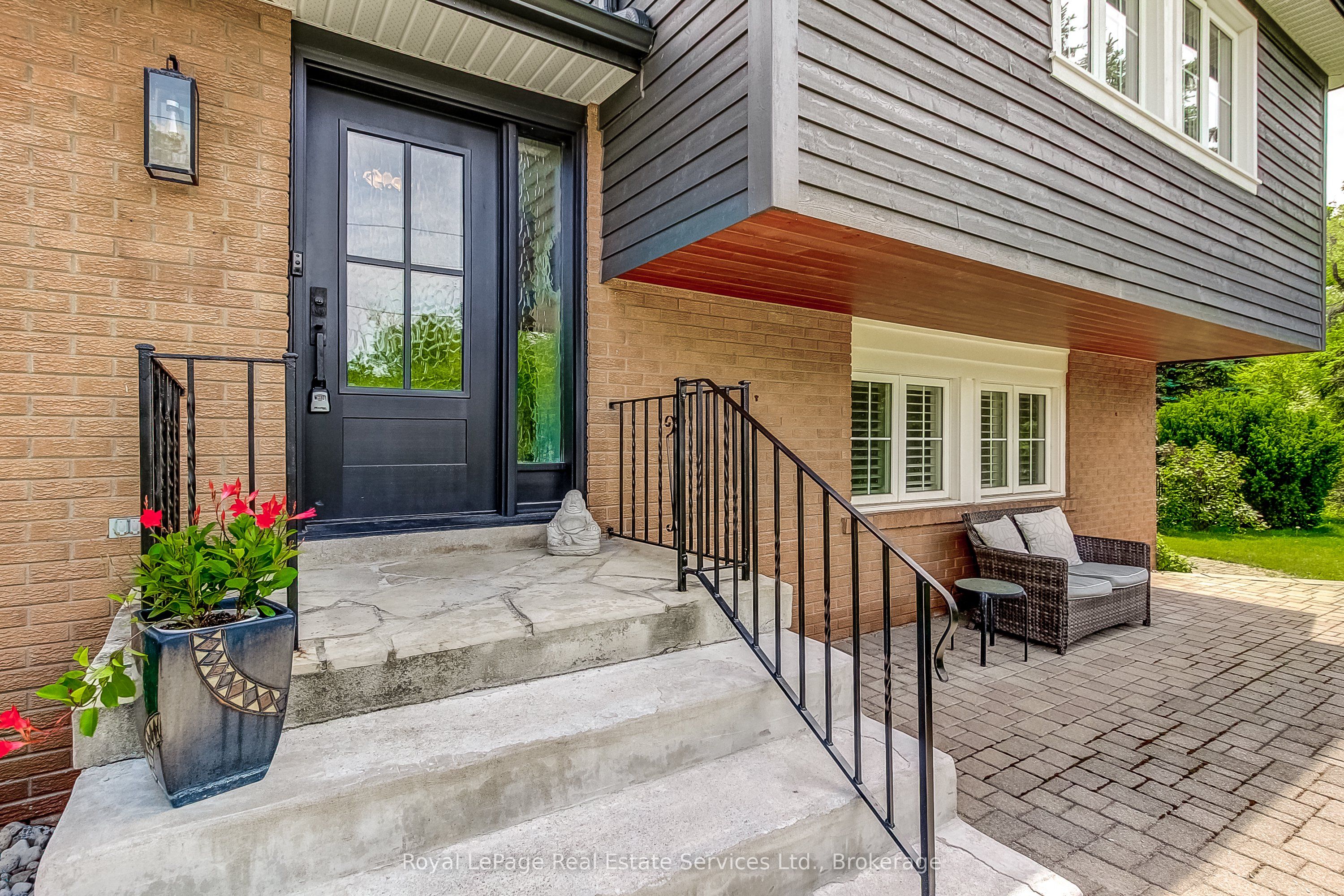 453 Warminster Drive