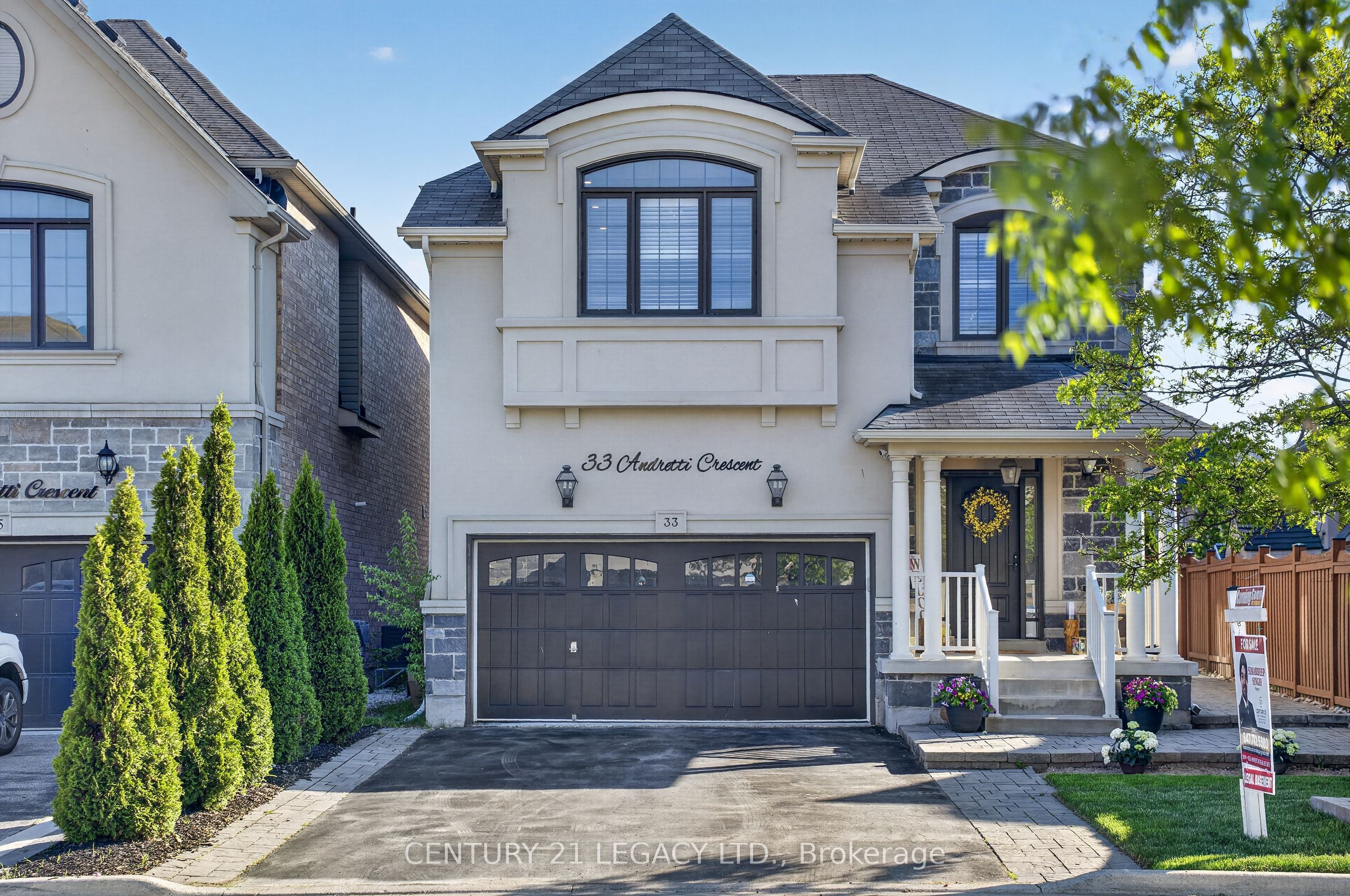 33 Andretti Crescent