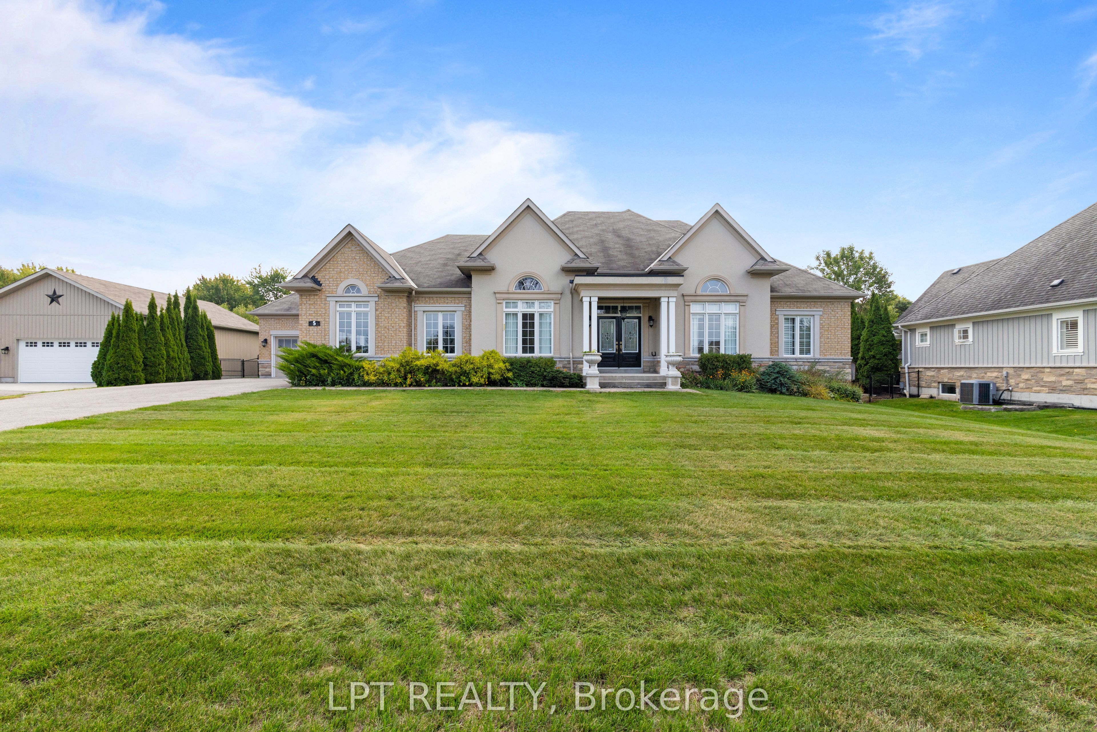 5 Wolford Court