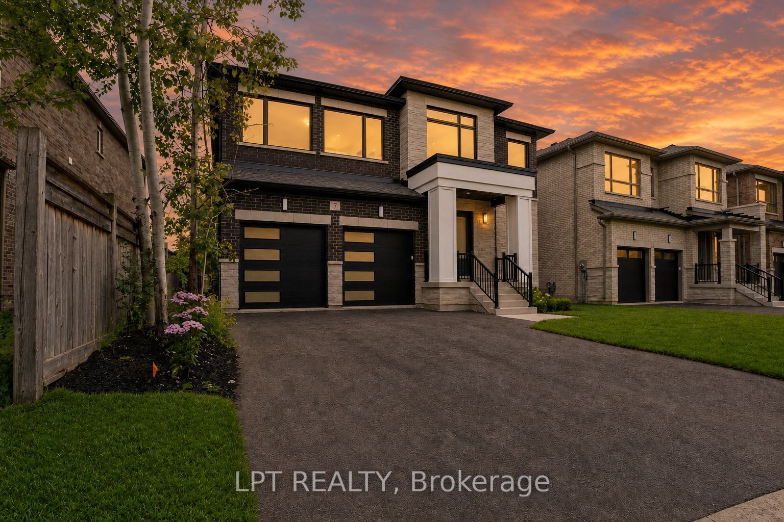 7 Richmond Park Drive
