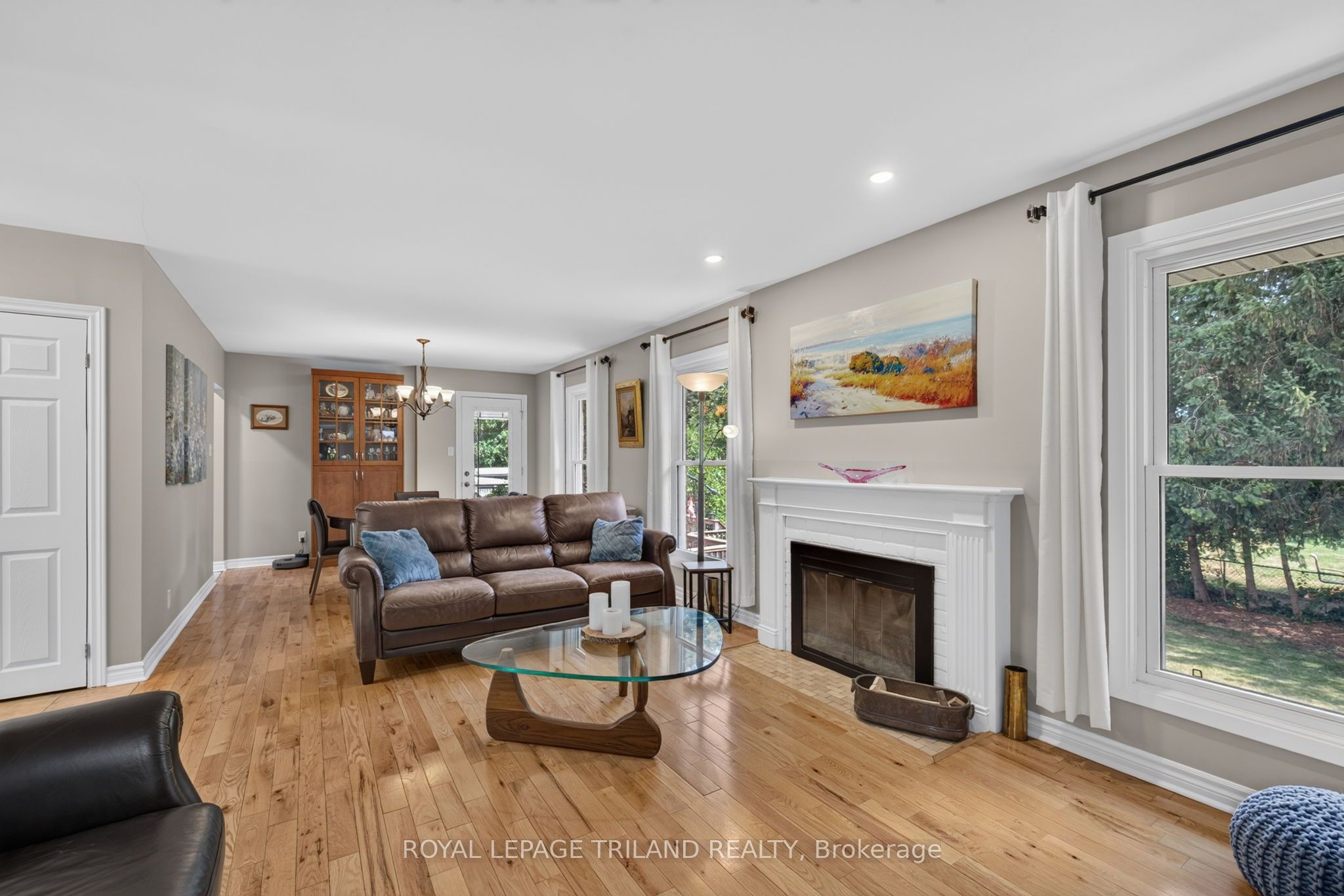 10 Plymouth Avenue