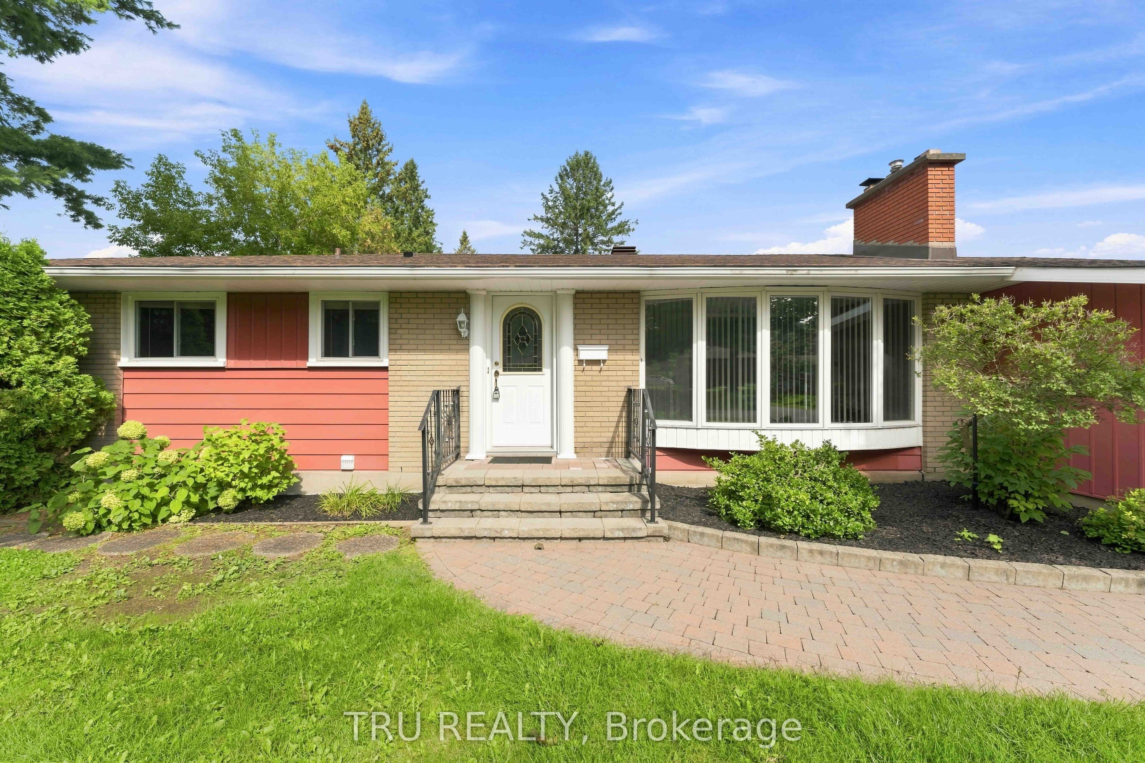 19 Ellery Crescent