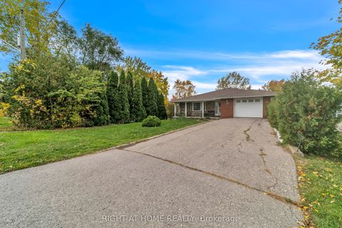 22 Hamilton Drive Newmarket ON L3Y 3E8