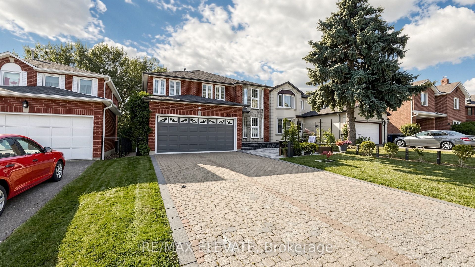 4242 Petersburg Crescent