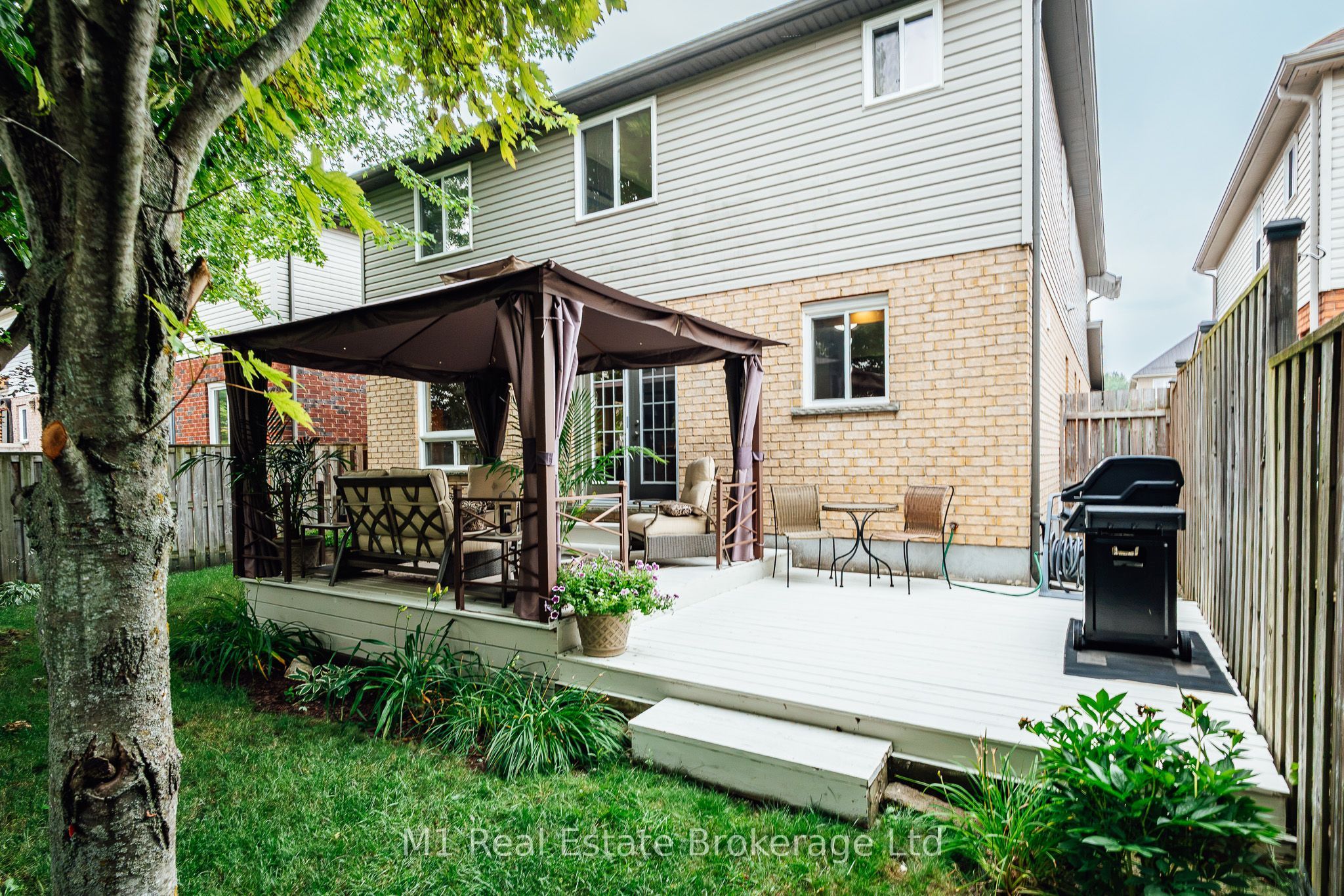 82 Vaughan Street