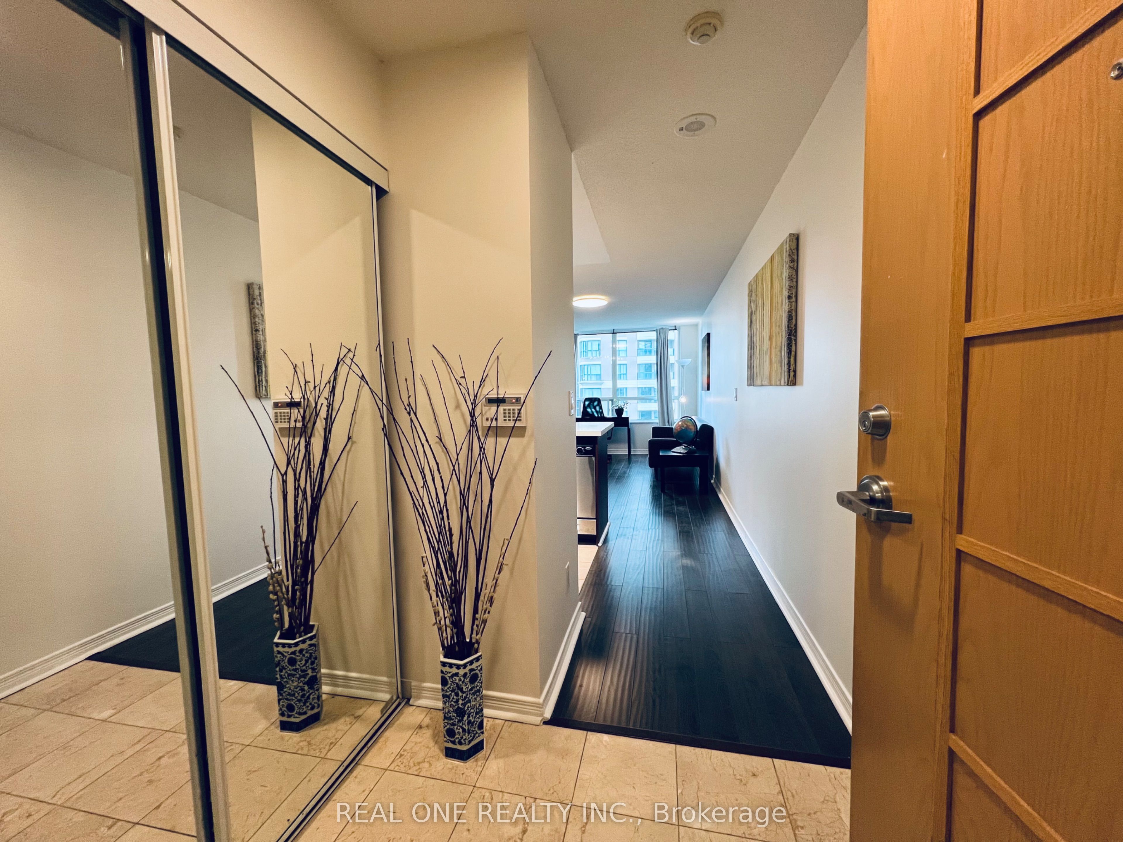 503 Beecroft Road 801