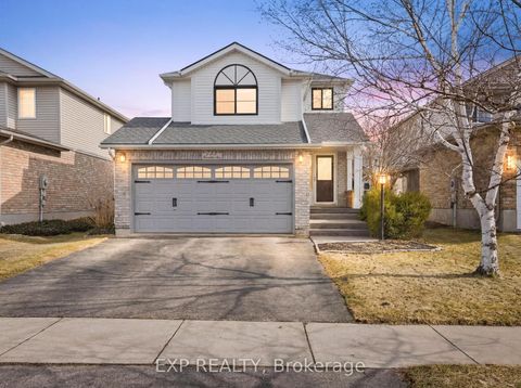 733 Breakwater Crescent Waterloo ON N2K 4H8