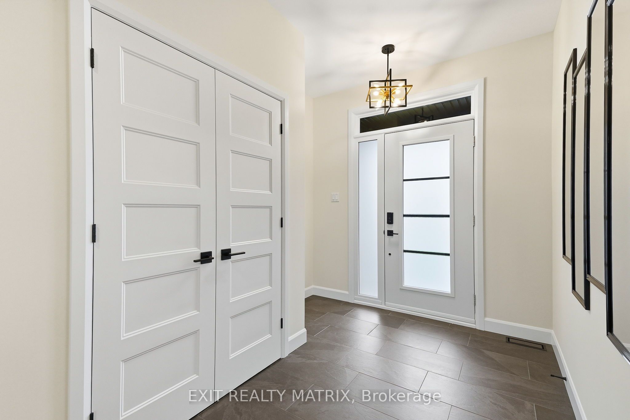 256 Trudeau Crescent