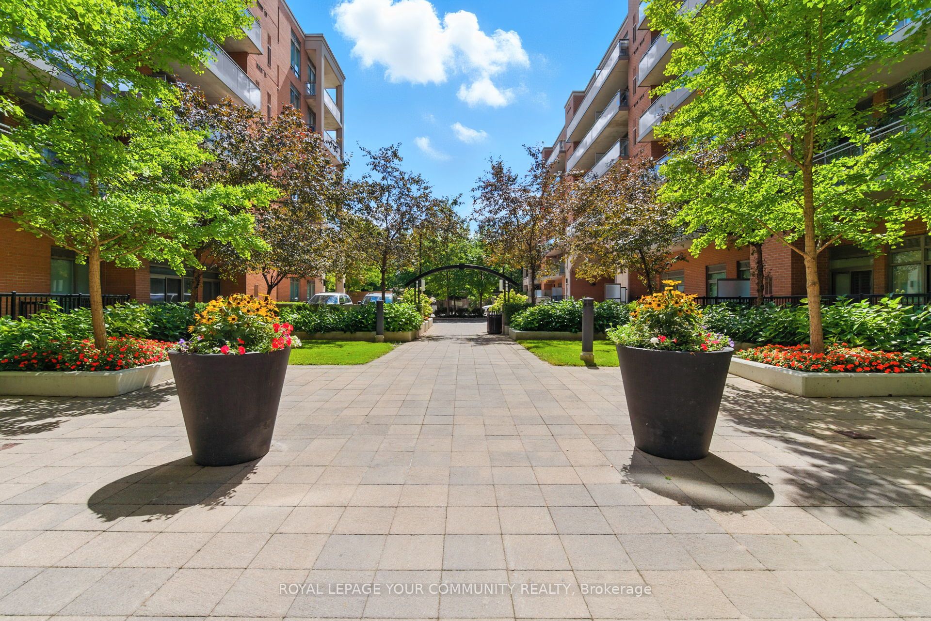 281 Woodbridge Avenue 540