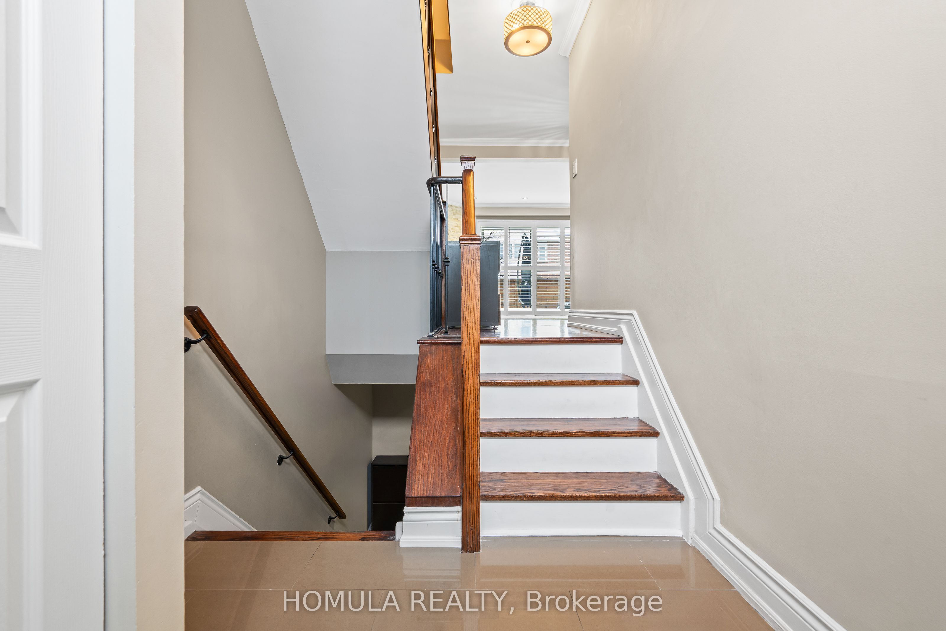 211 Woodbridge Avenue 5