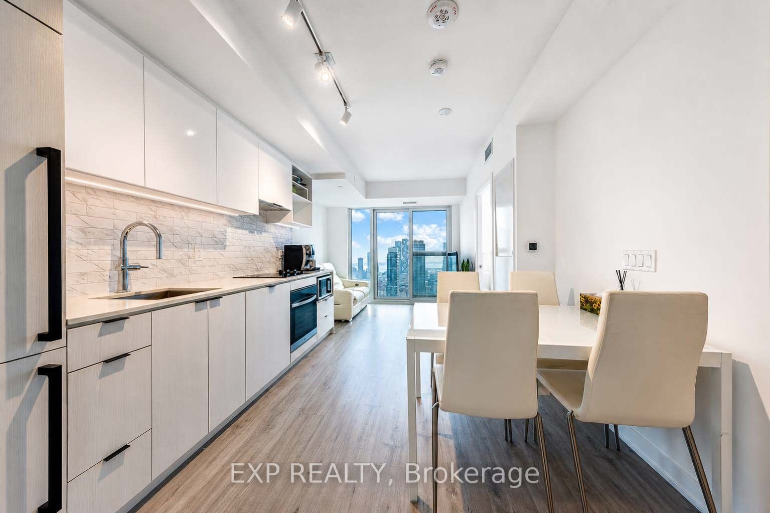 252 Church Street 5012