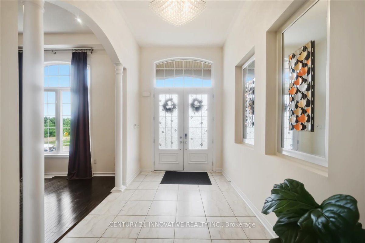 13 Royal West Drive