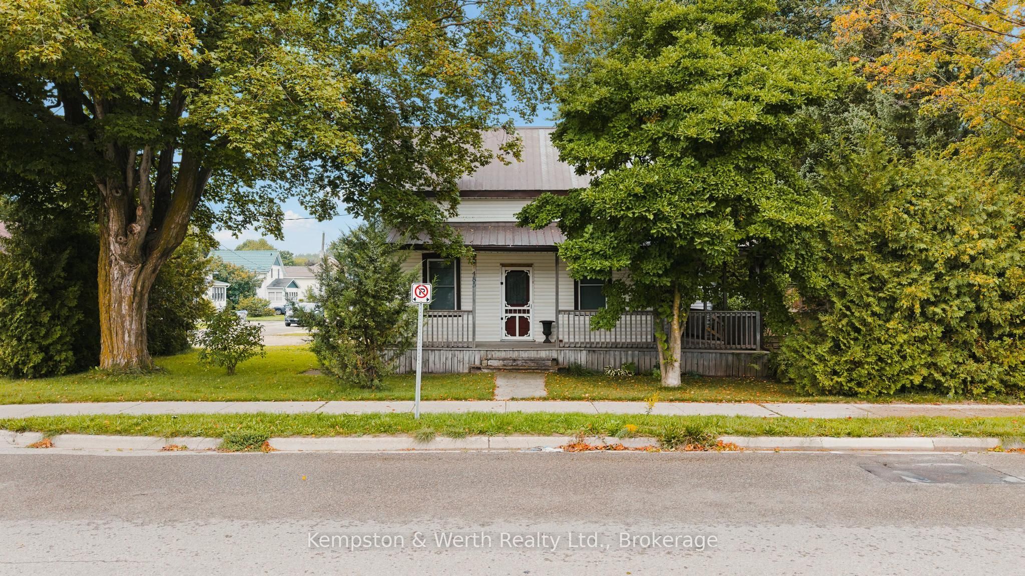 485 Wallace Avenue S