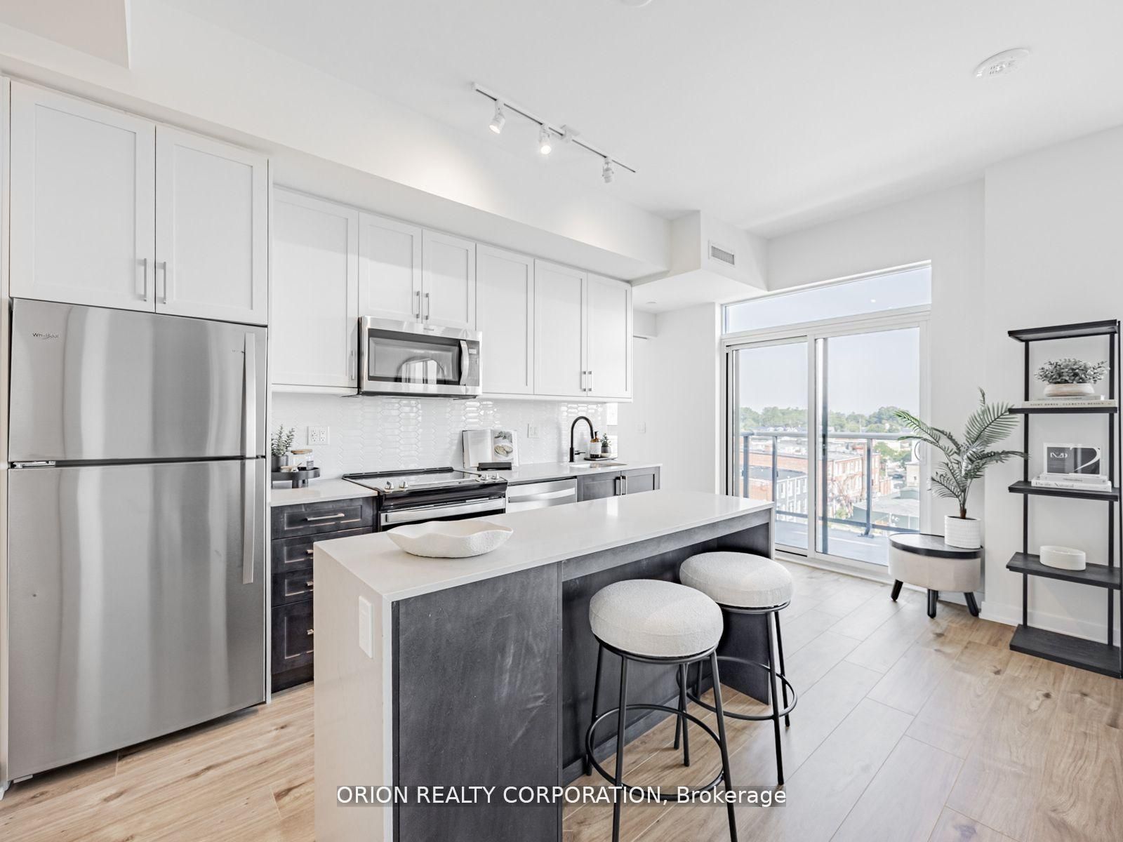 201 Brock Street S 517