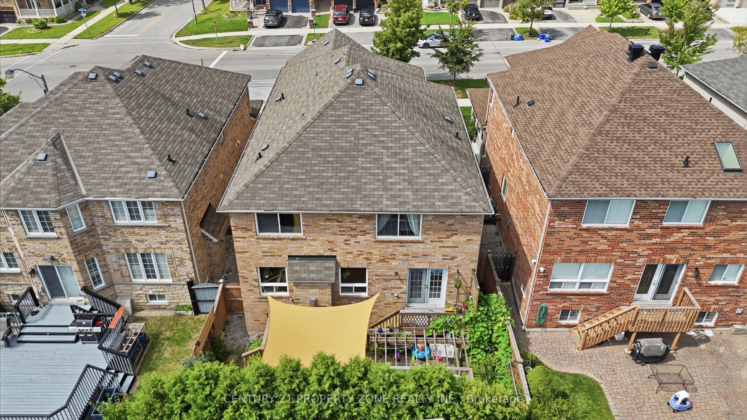 239 Williamson Drive W
