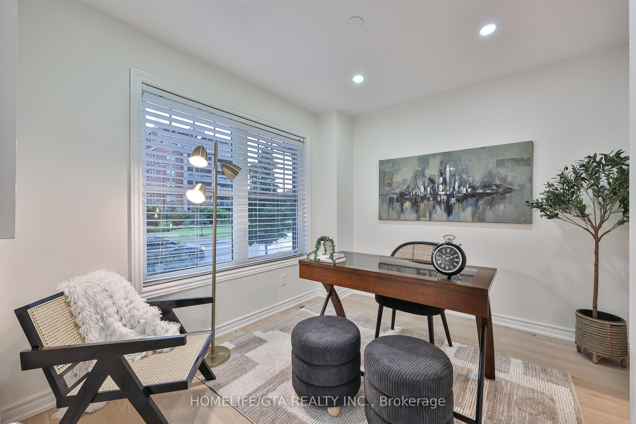 52 Baker Hill Boulevard