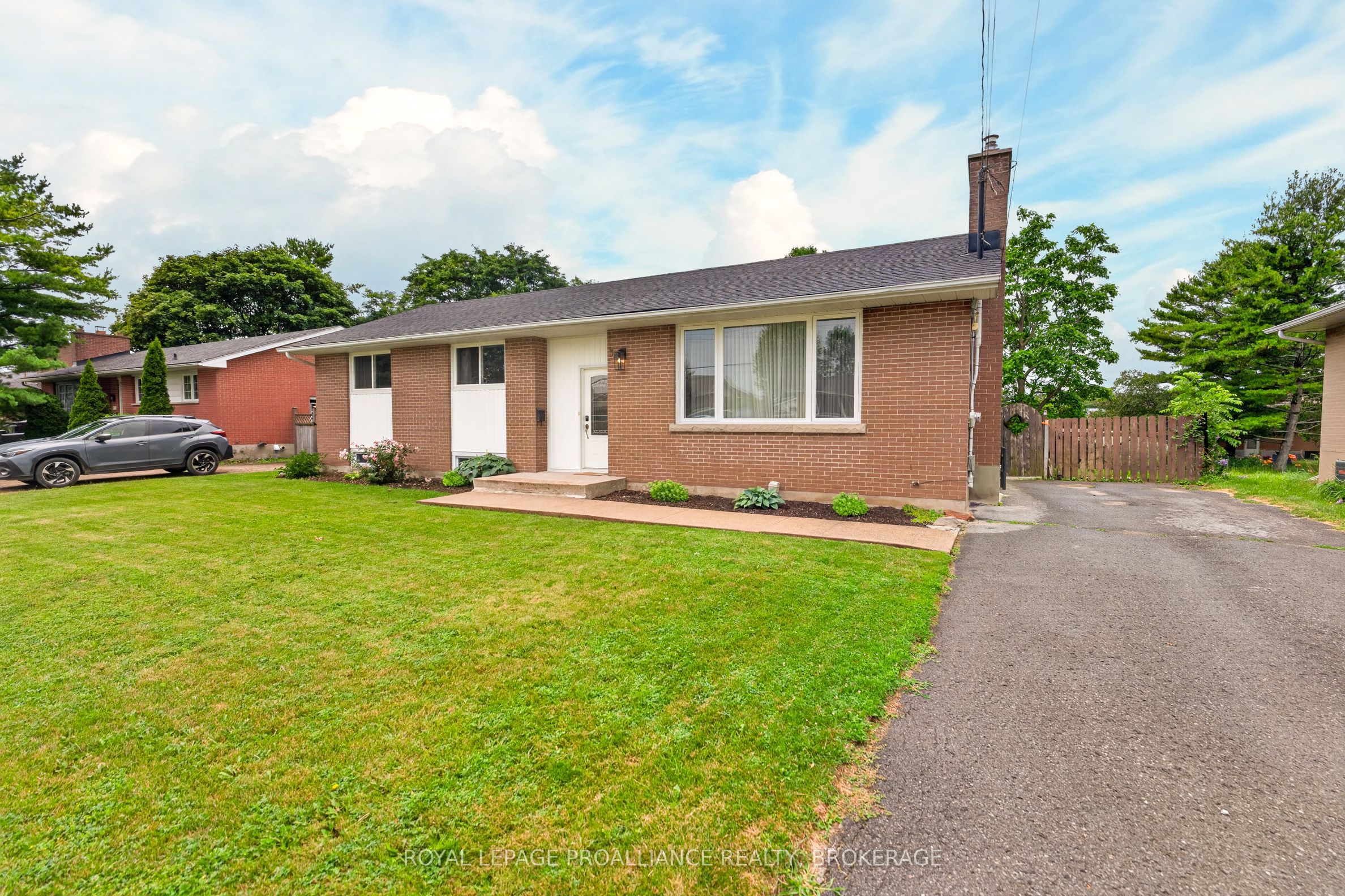 34 Sherwood Avenue