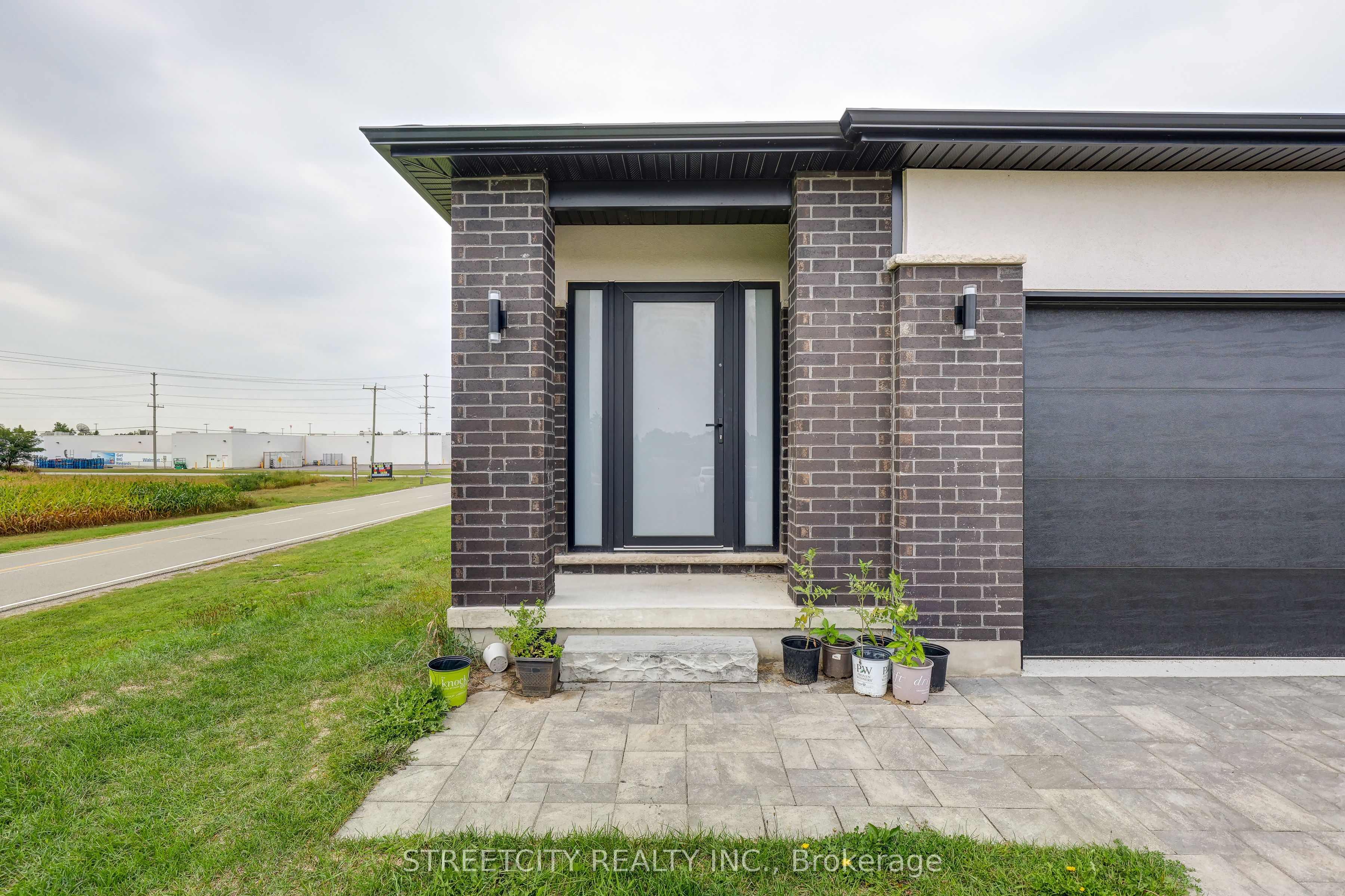 42 Alexander Circle