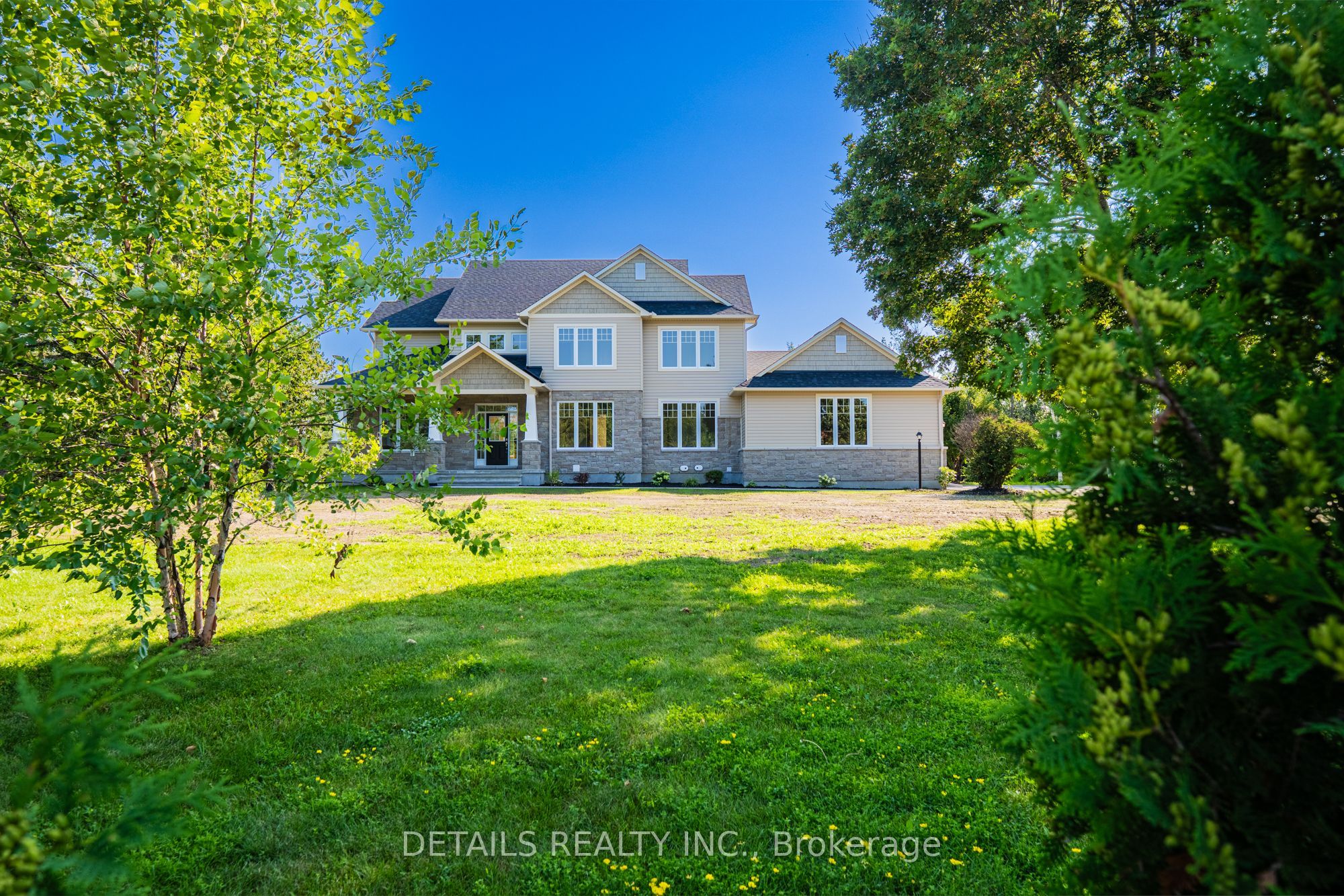 28 Ridingview Crescent