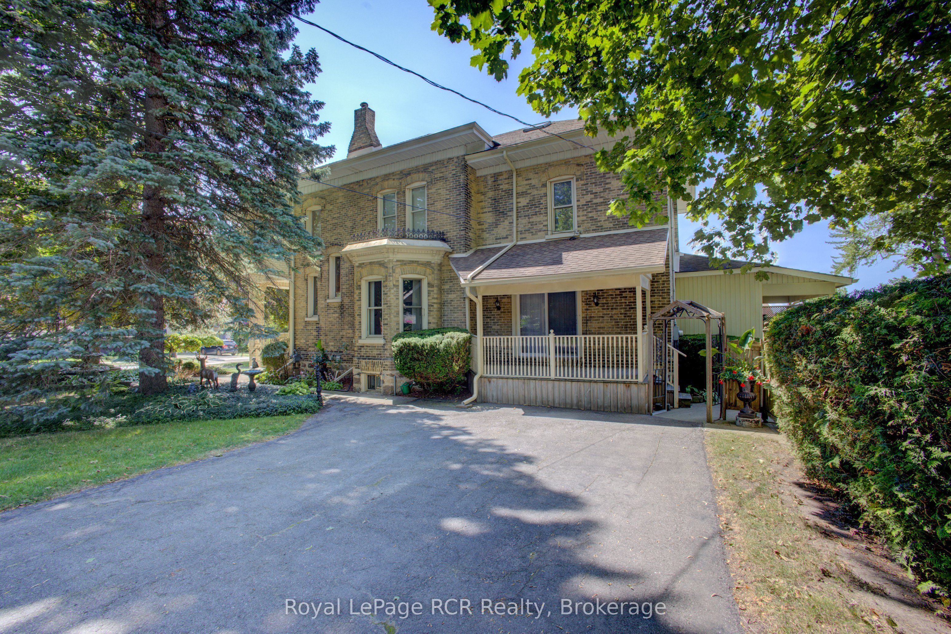 291 Elma Street E