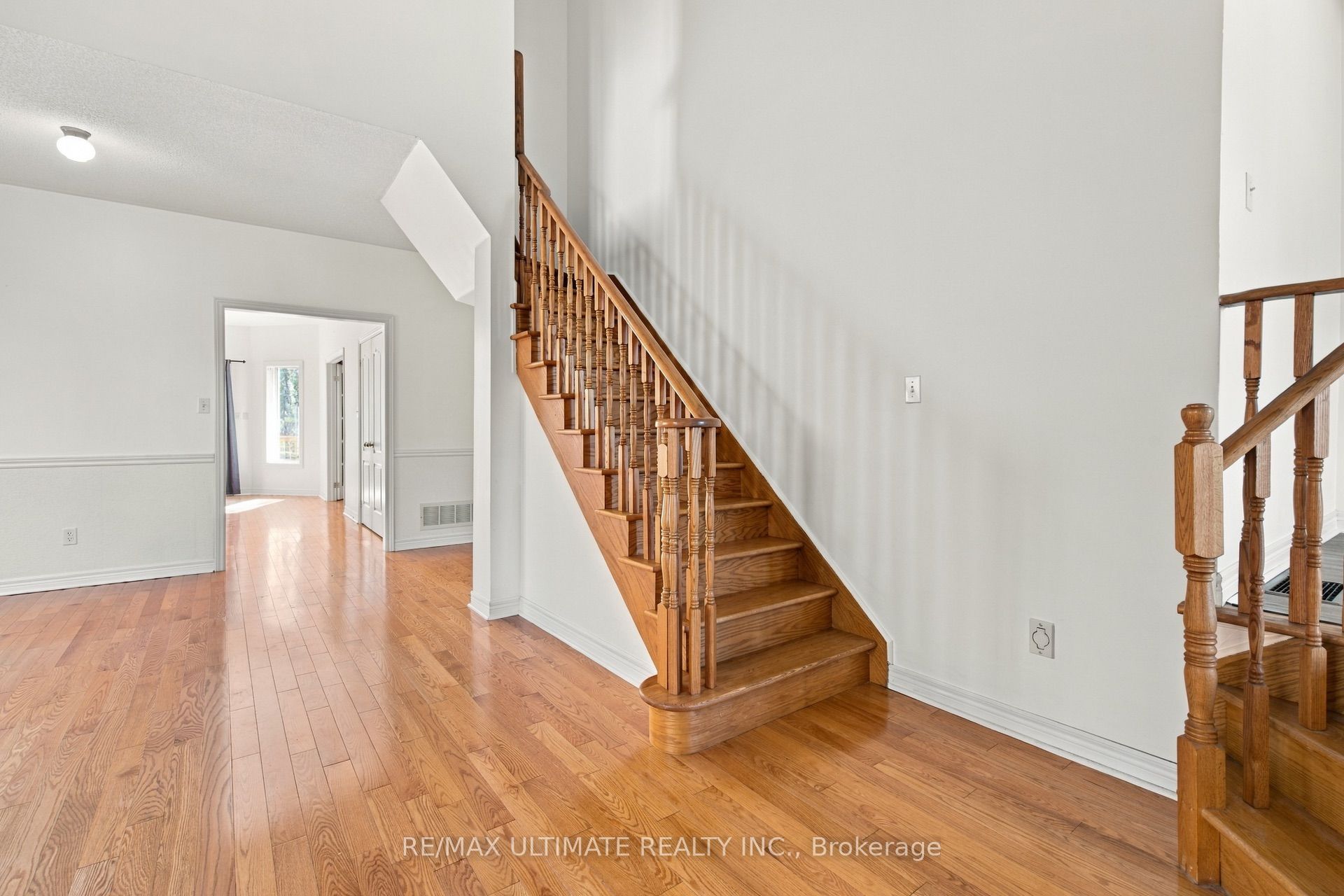 6926 Early Settler Row