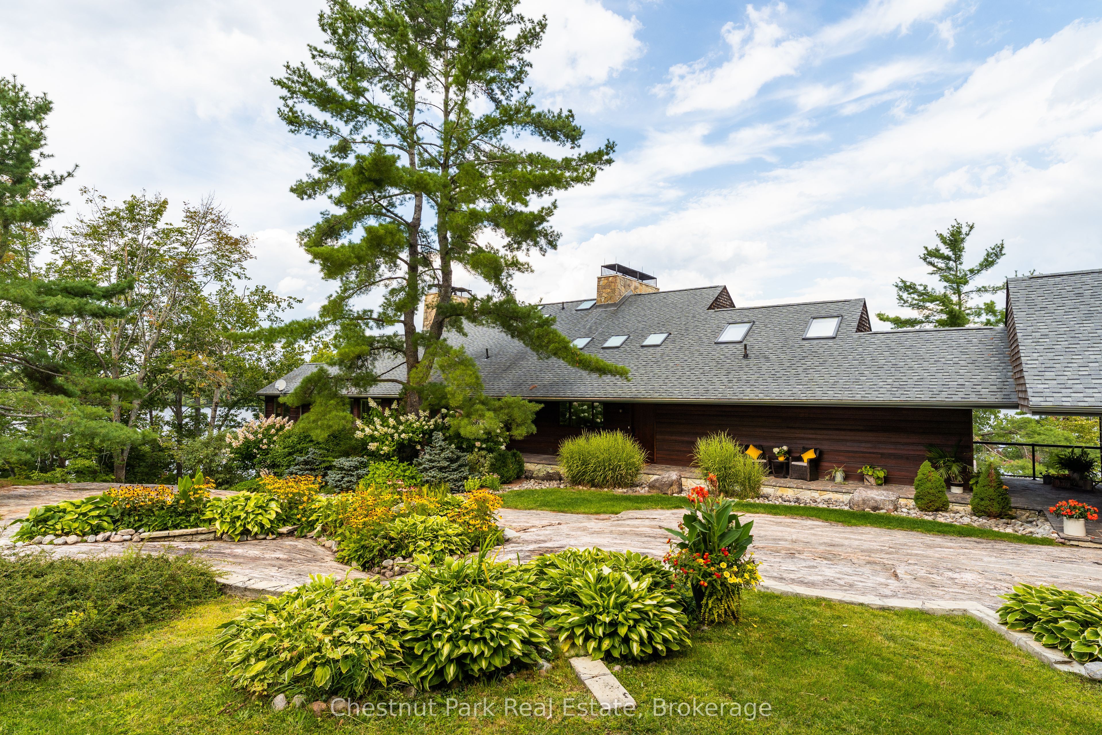 1088 Lawland Heights Road 2