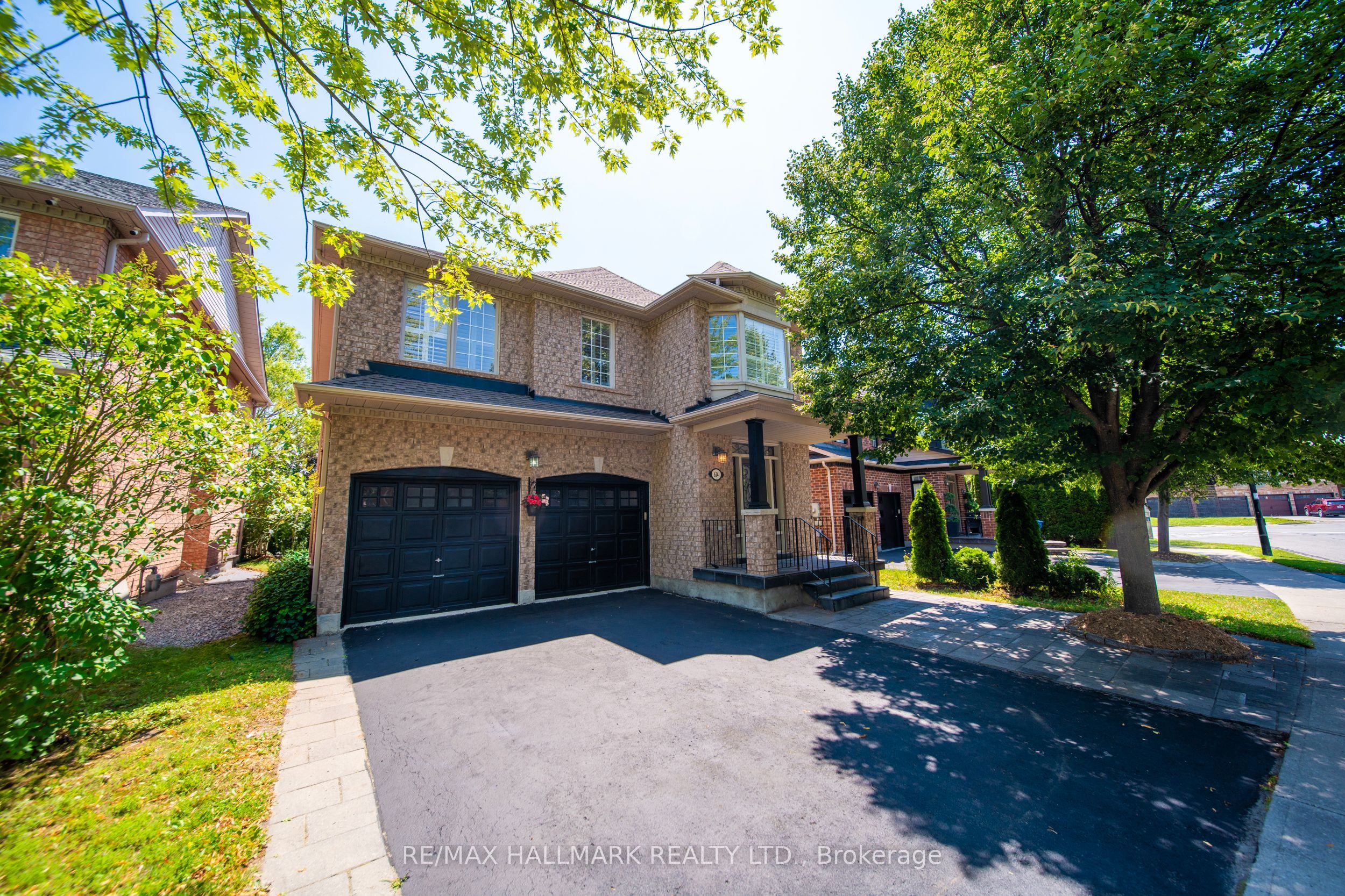 614 Society Crescent