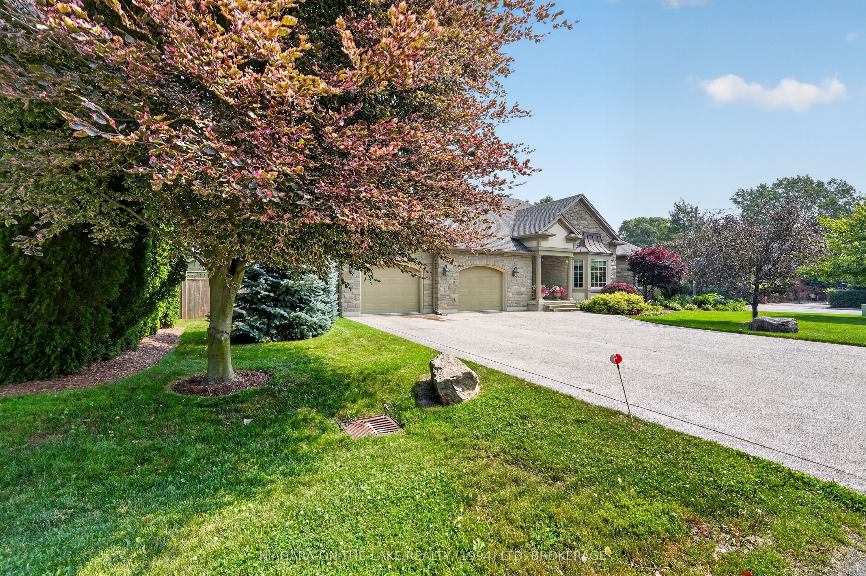 222 Four Mile Creek Road W