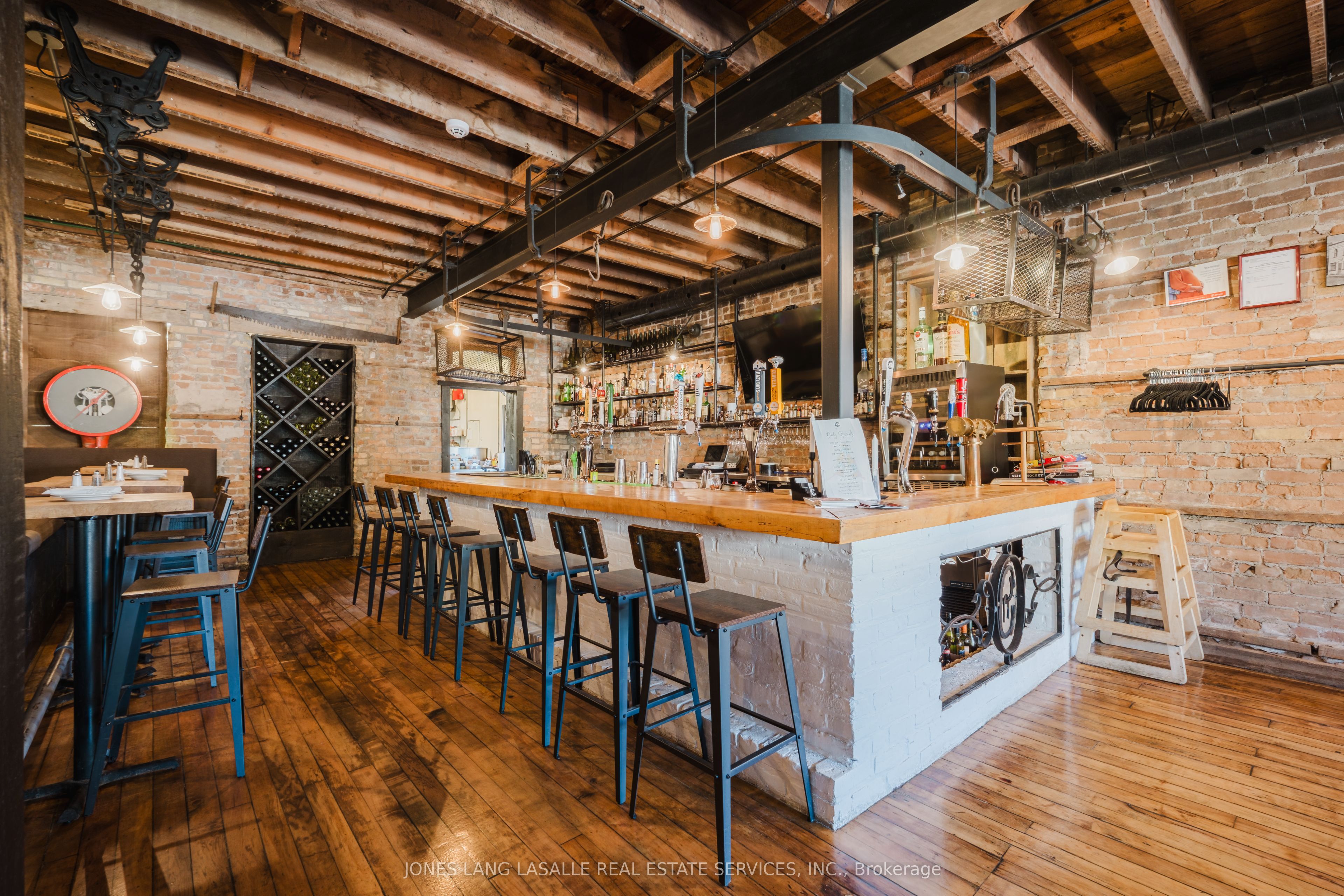 41 Wellington Street