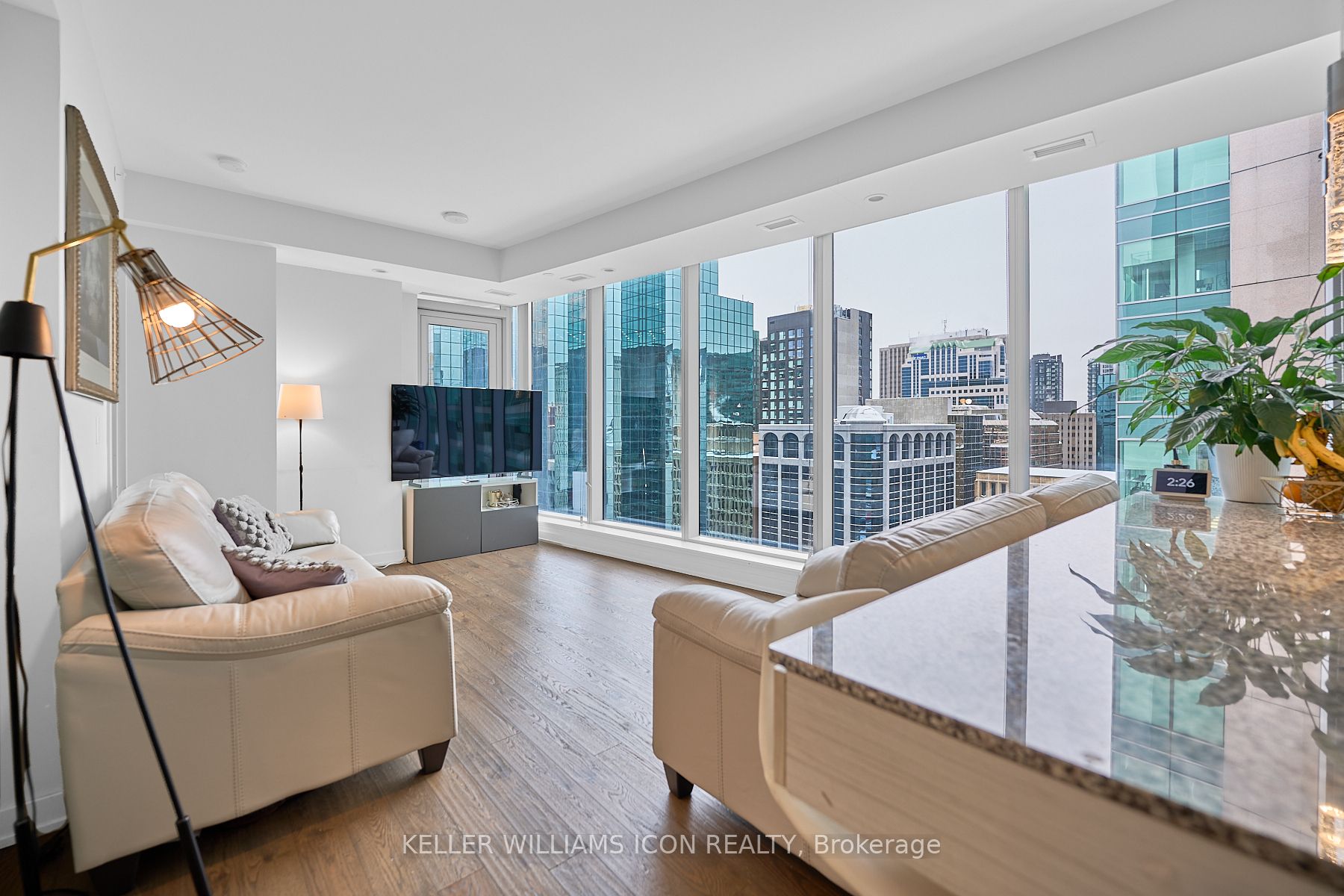 101 Queen Street 1209