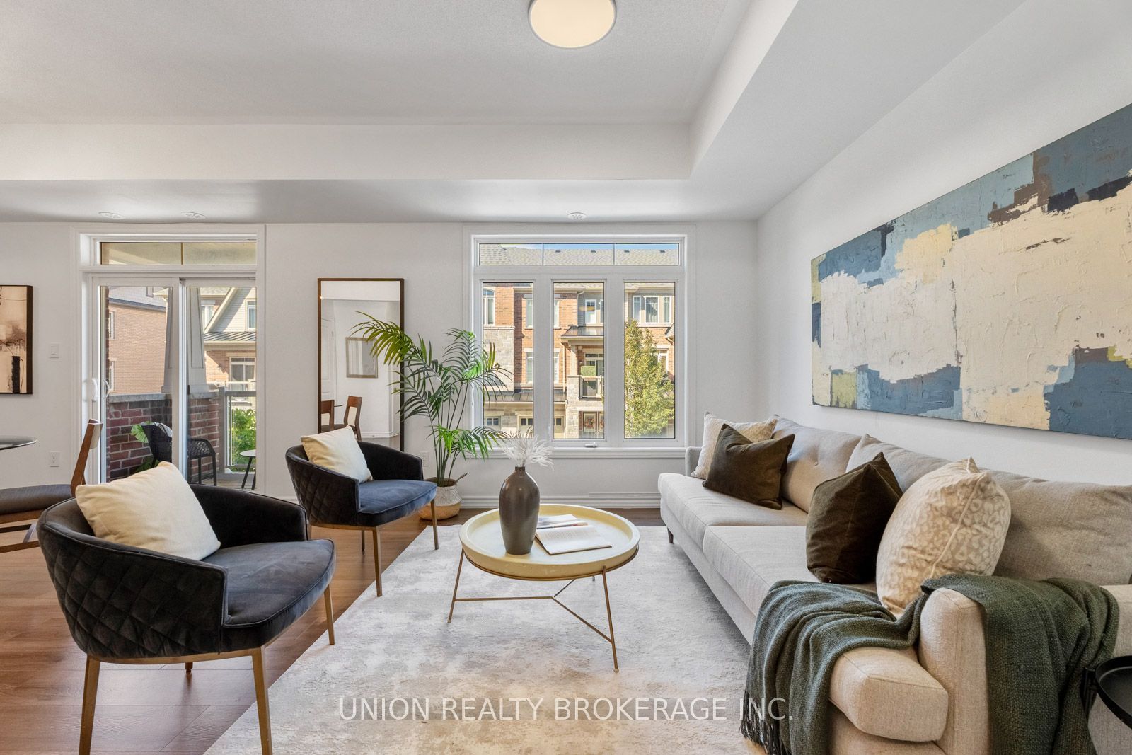 2425 Nantucket Chase