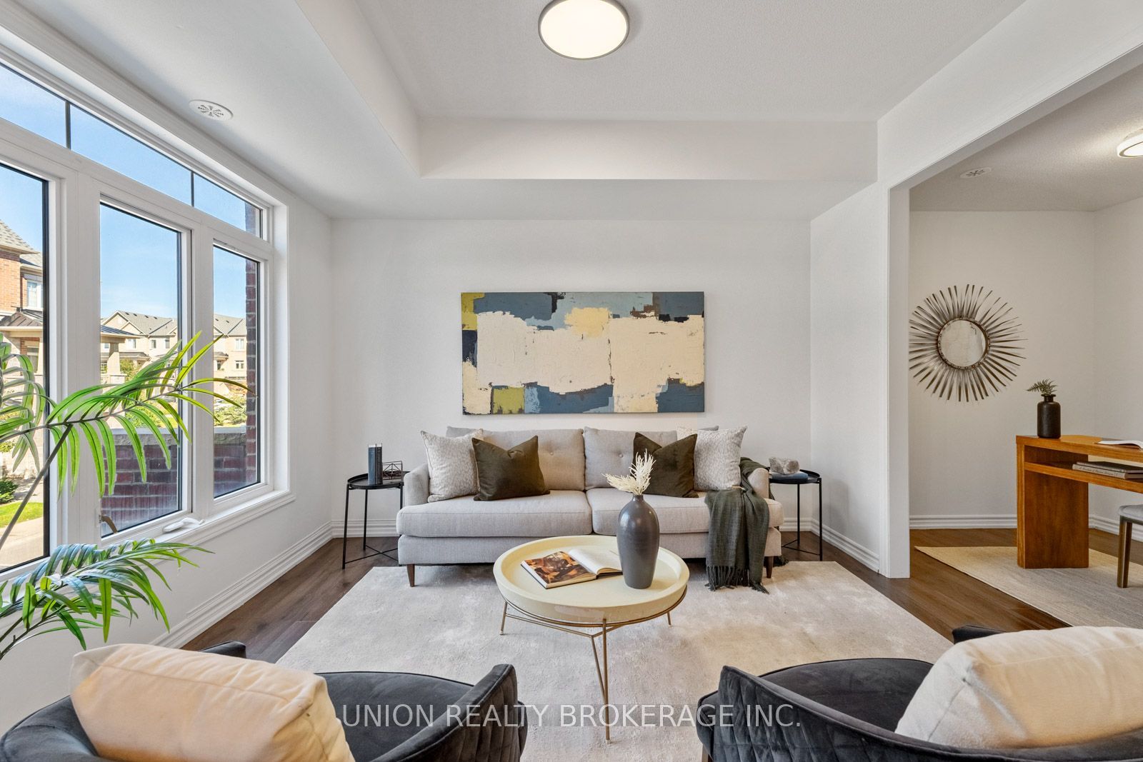 2425 Nantucket Chase