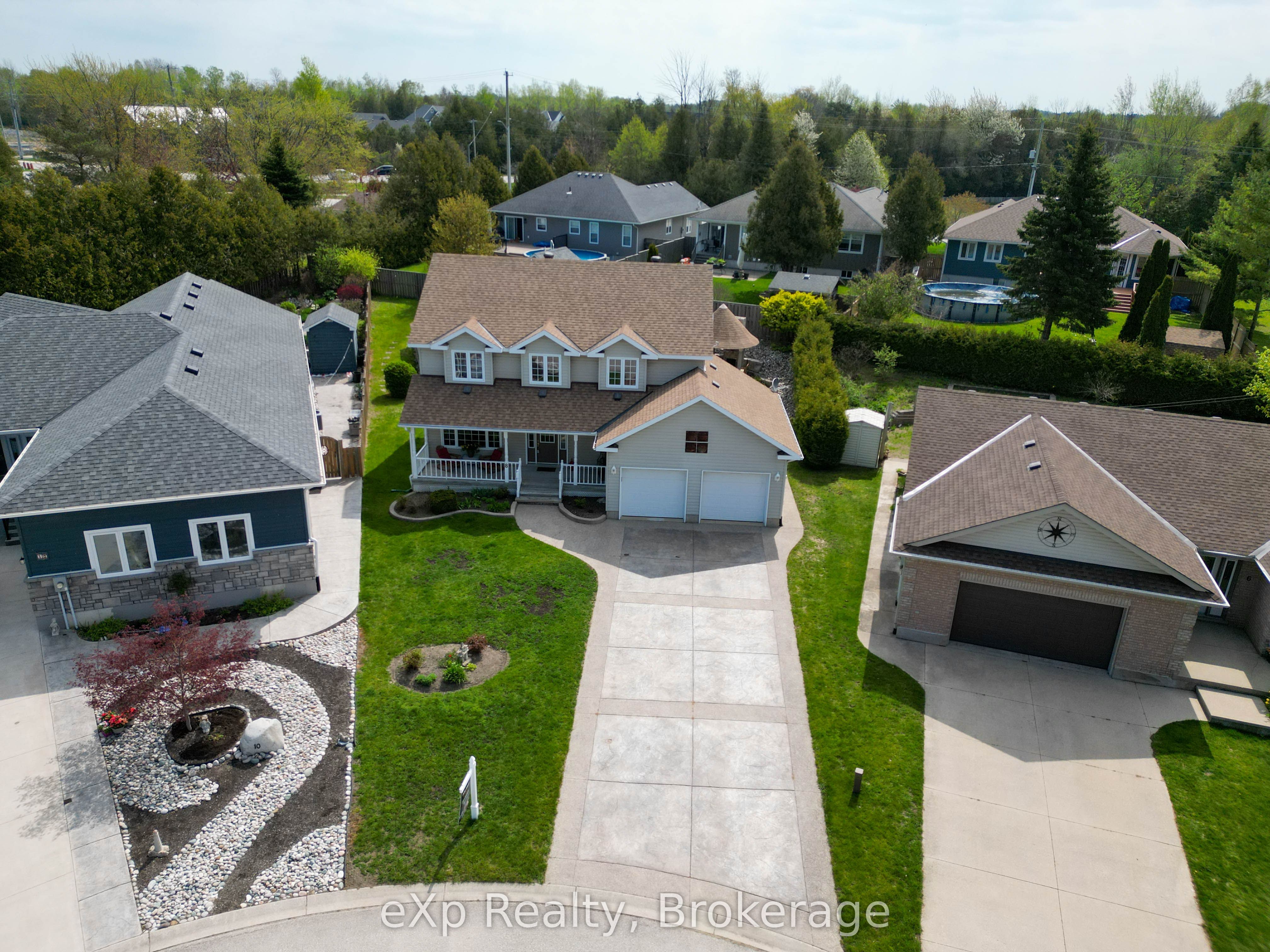 8 Sandpiper Court