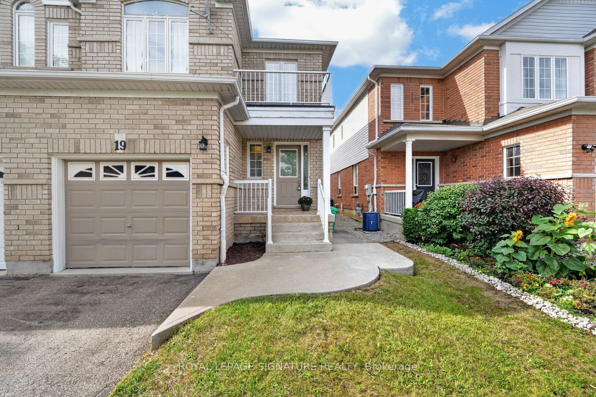 19 Mossgrove Crescent