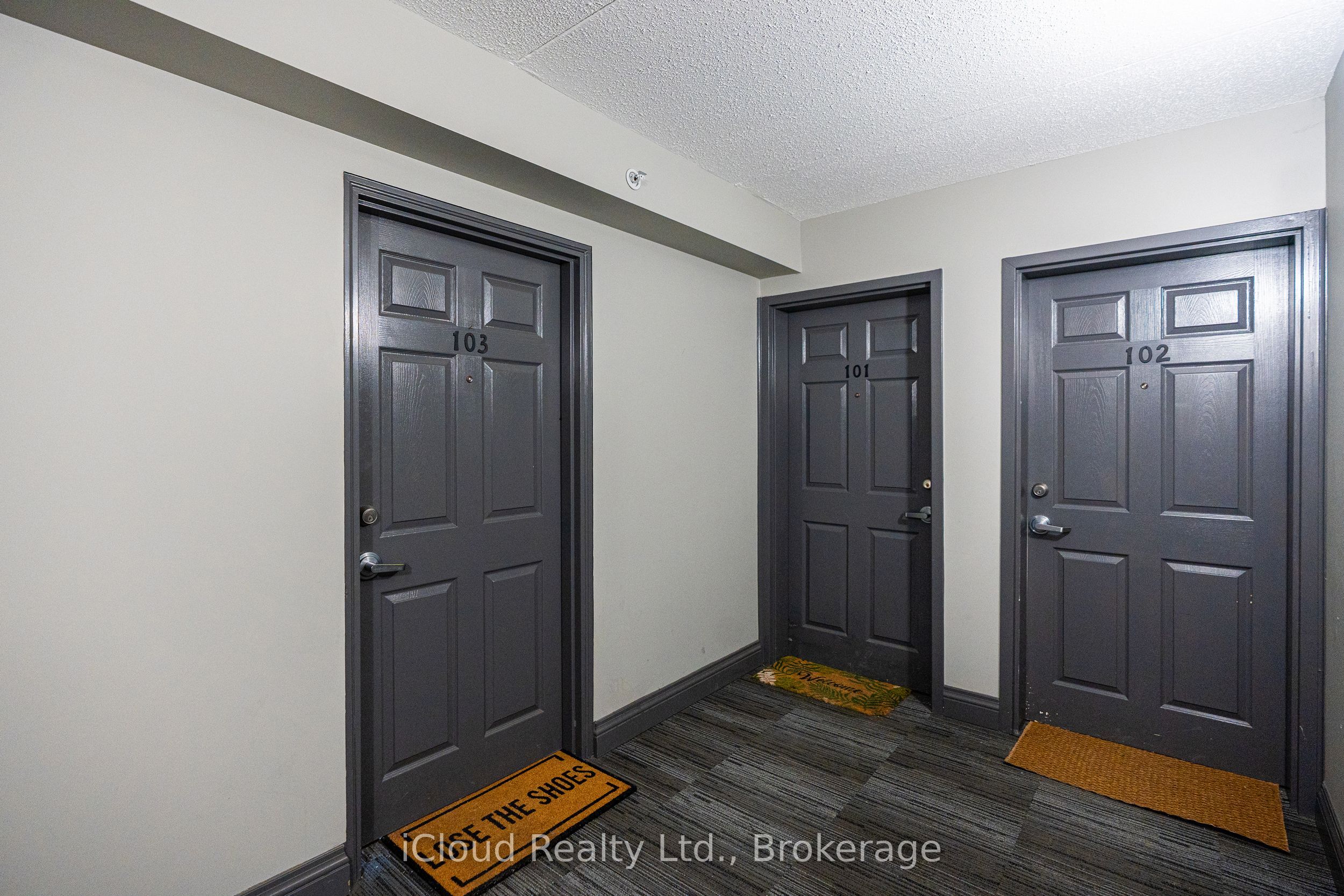 1450 Bishops Gate 103