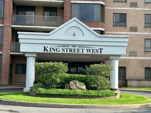 1000 King Street W 202