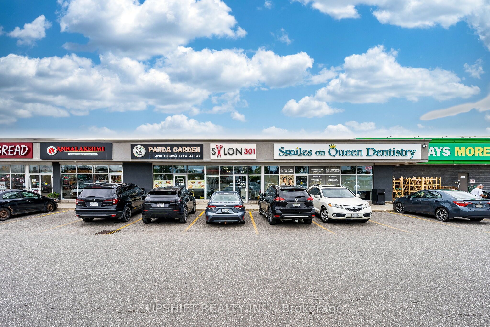 301 Queen Street S 3B