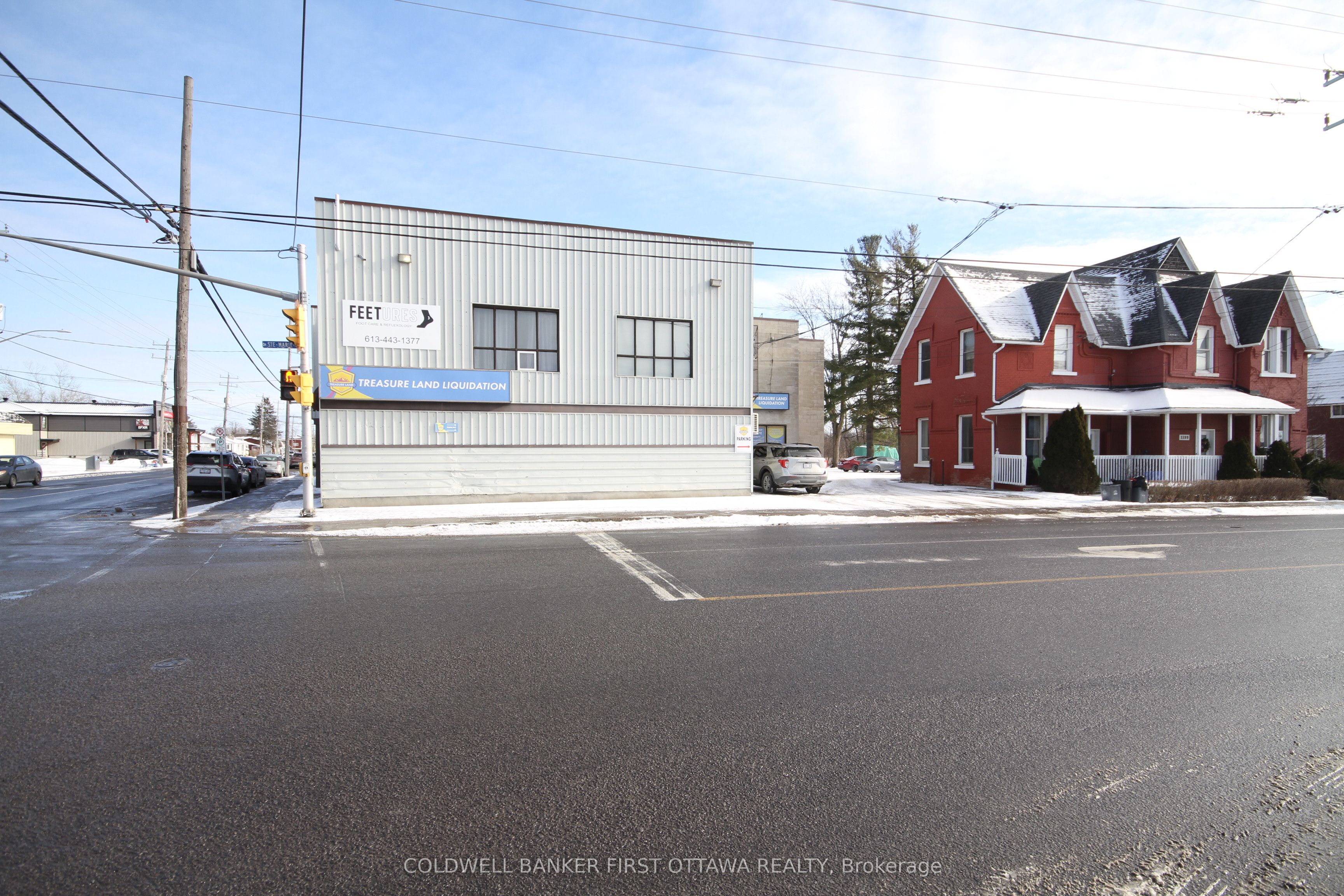 866 Notre Dame Street