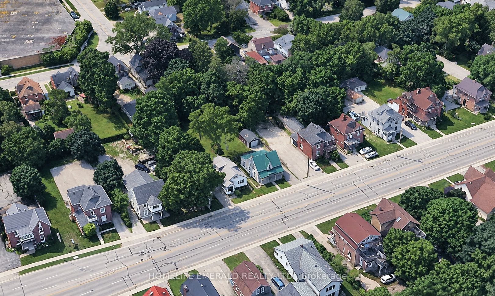 185 Dunlop Street W