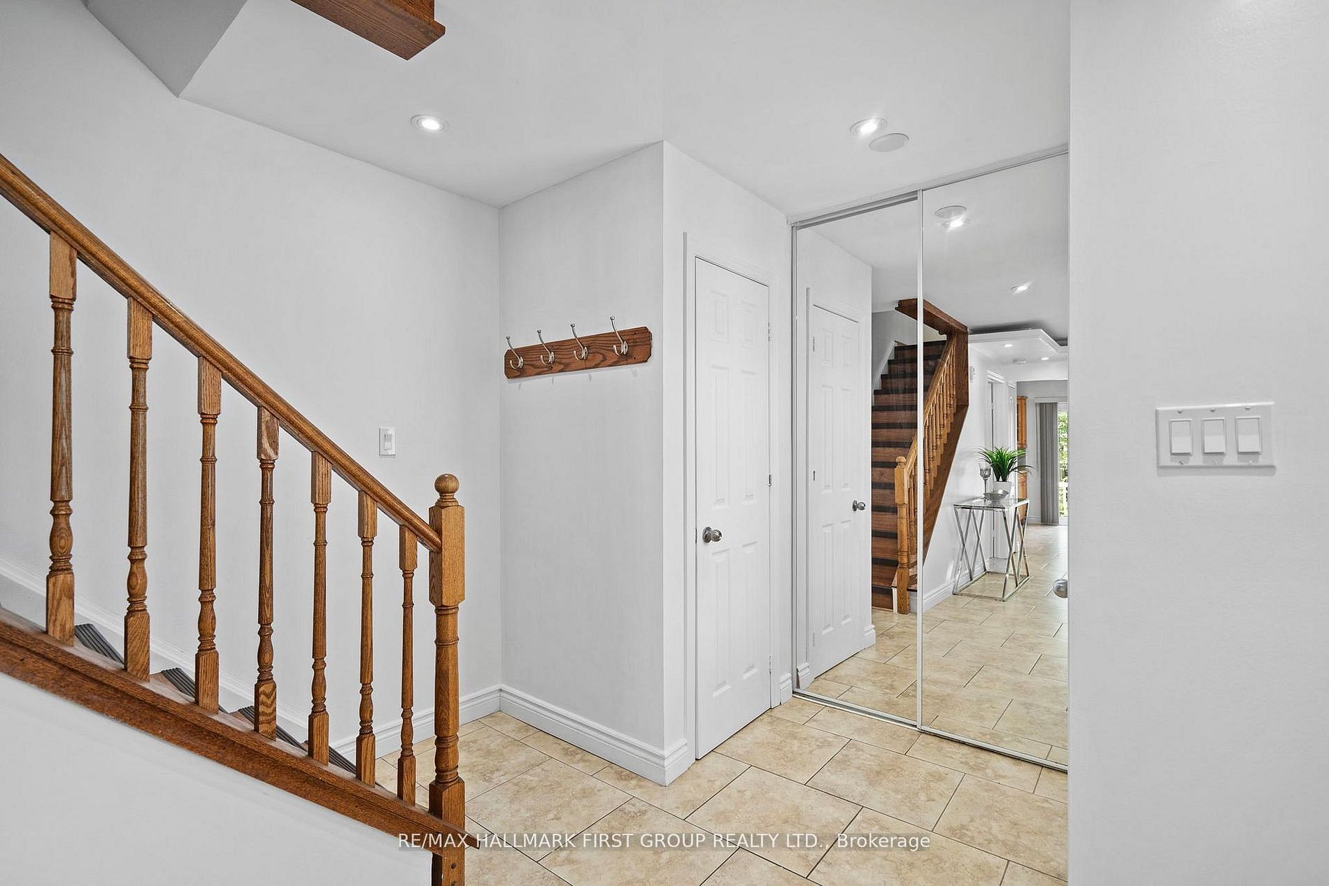 543 Dorchester Drive