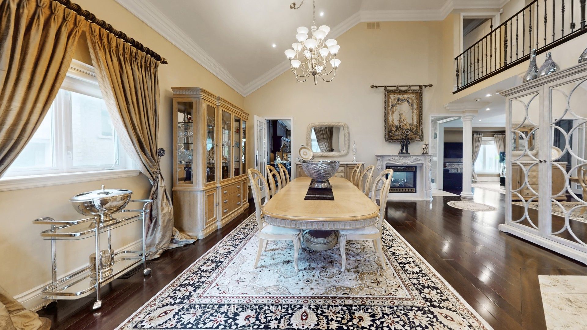 51 Babak Boulevard