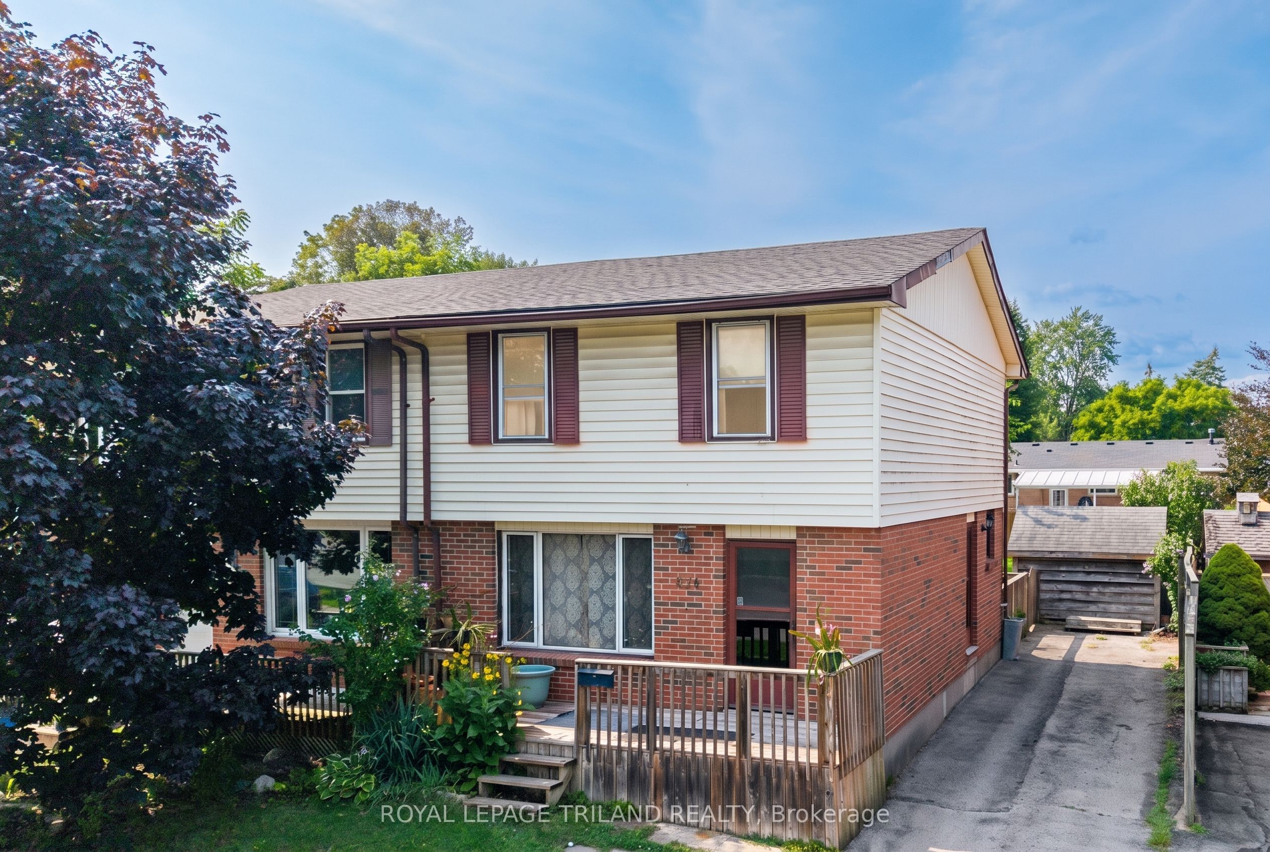 220 ADMIRAL Drive
