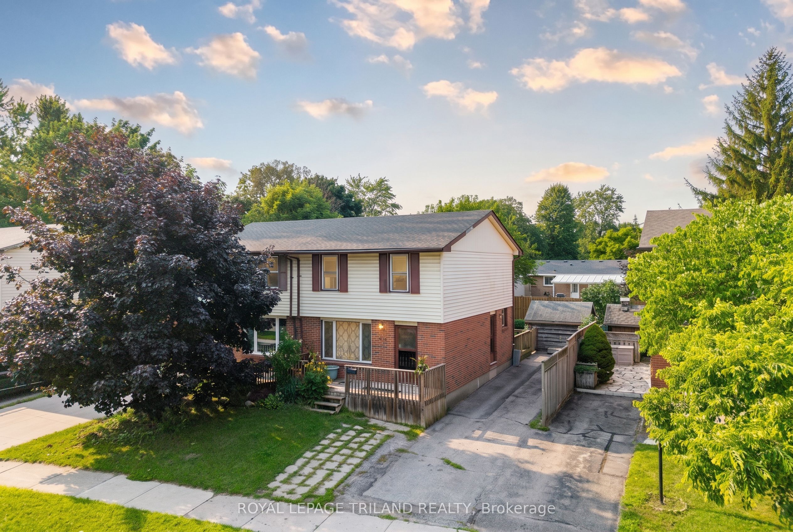 220 ADMIRAL Drive