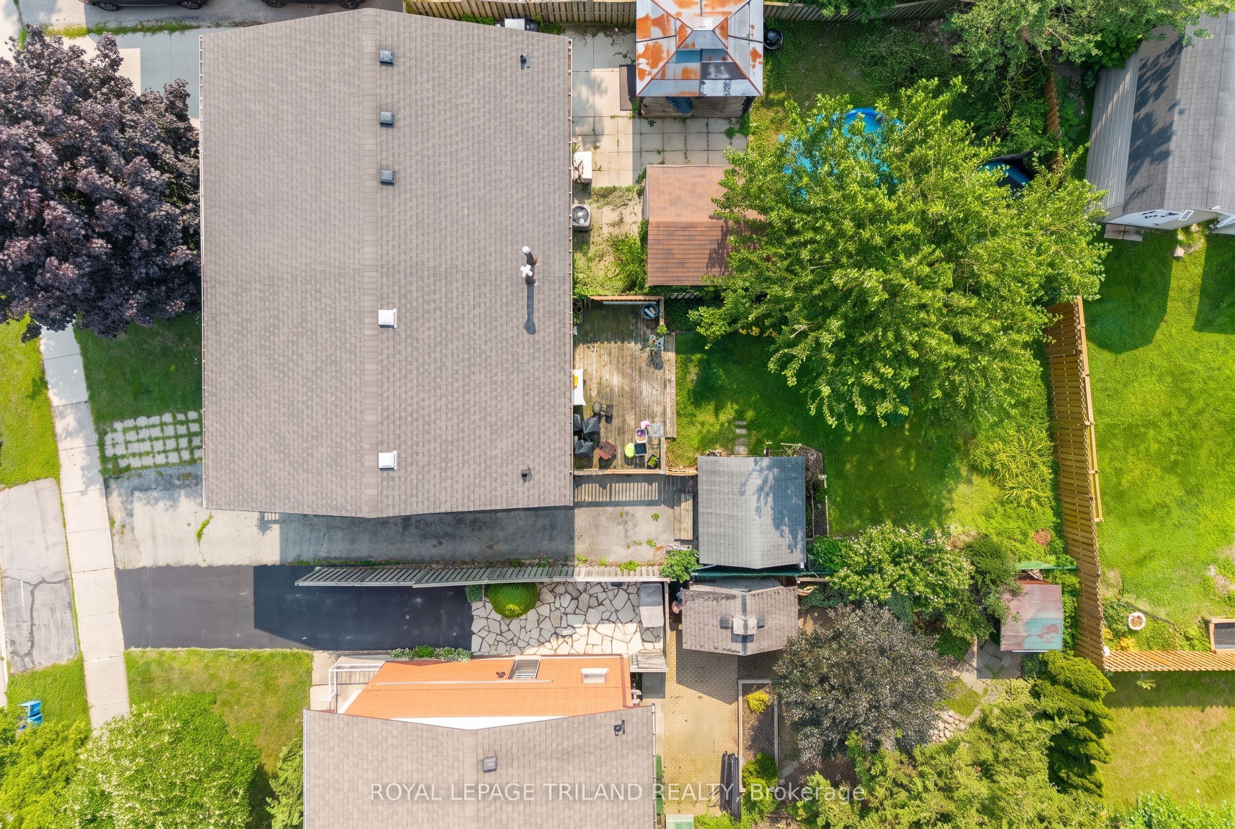 220 ADMIRAL Drive