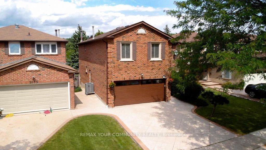 3631 Kelso Crescent